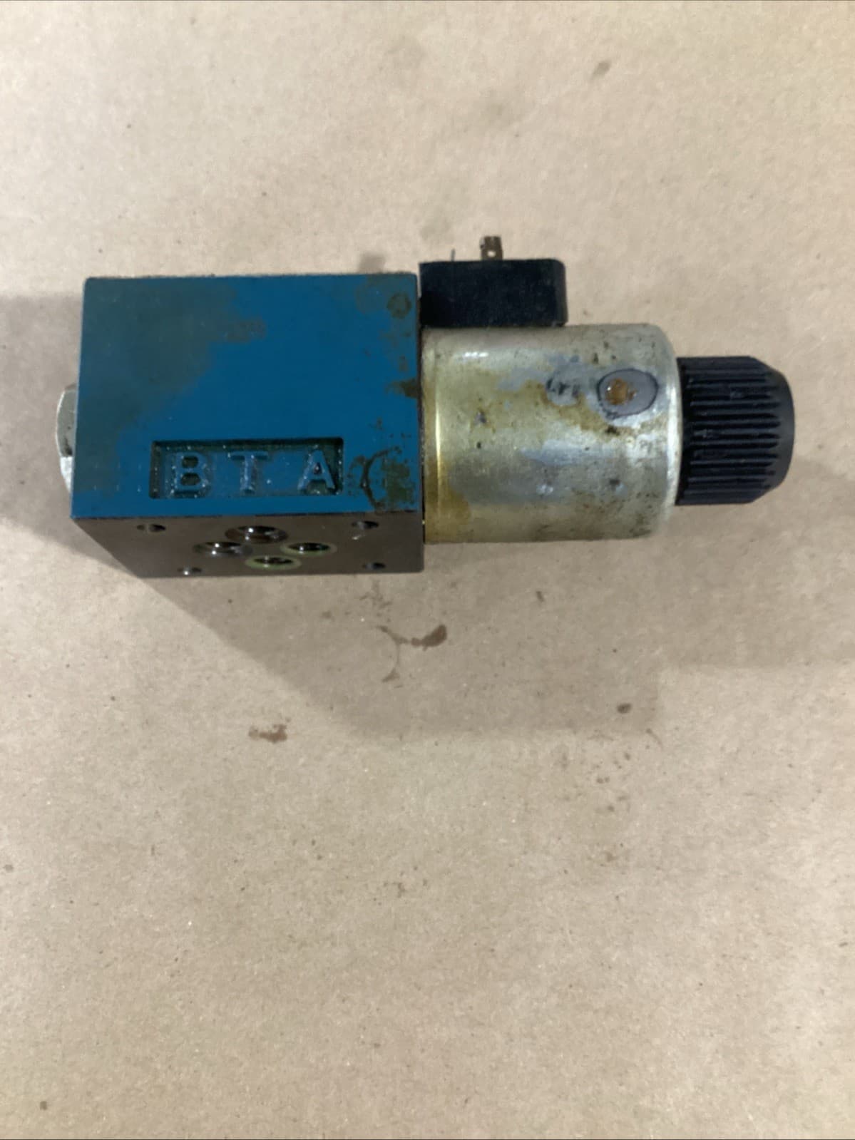 BOSCH 0 810 091 266 SOLENOID VALVE 0810091266 #44D61PR5*IAC 4