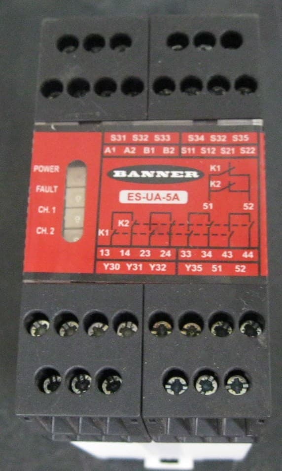 Banner ES-UA-5A Safety Relay