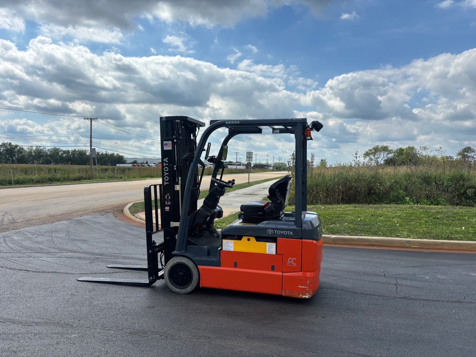 2023 Toyota 8FBE20U Forklift - Very Low Hours- Barely Used!  FREIGHT INCLUDED! 4