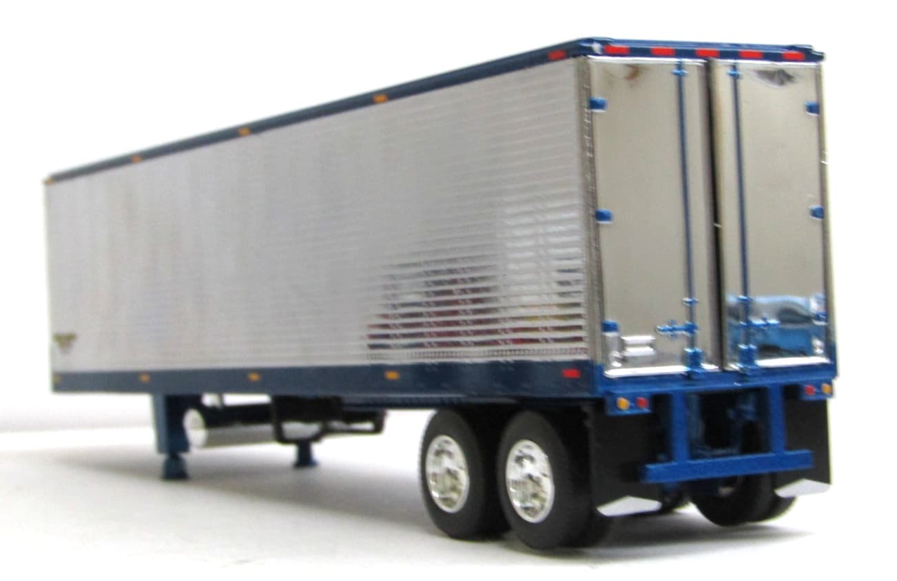 DCP chrome/blue Great Dane 40ft tandem axle reefer trailer new no box 1/64 2