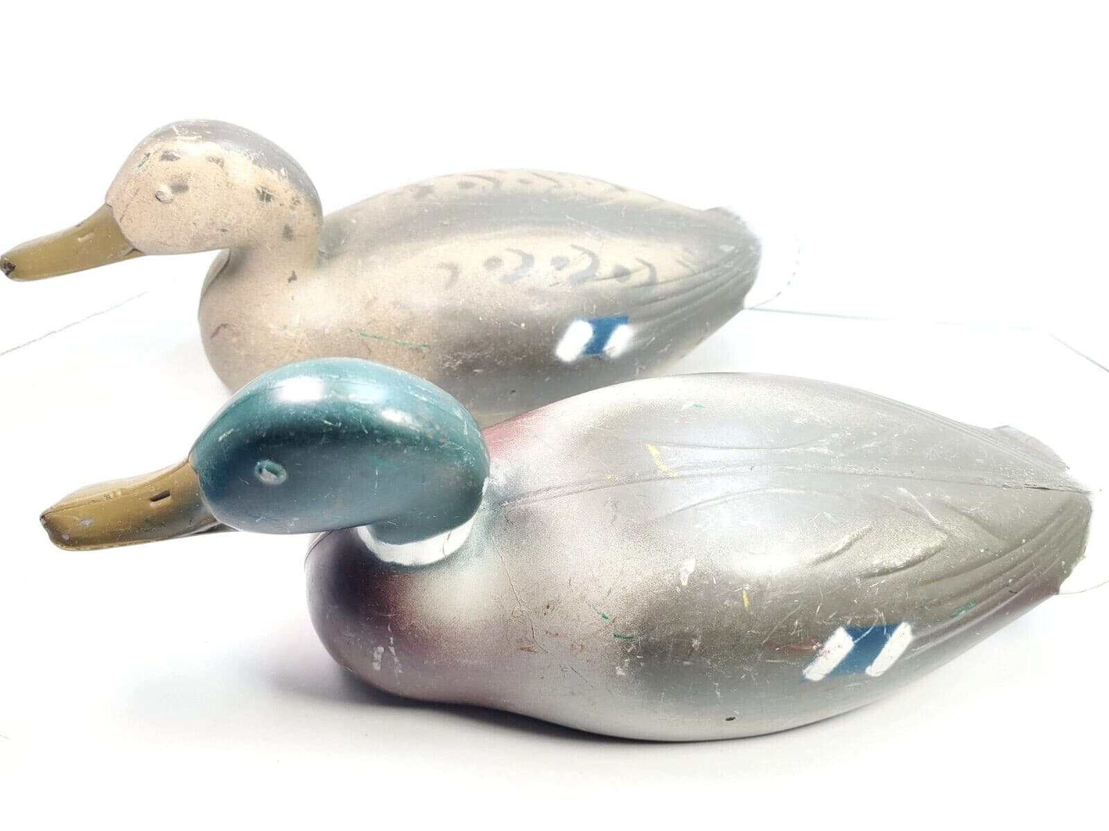 Pair Of D-9 Victor Duck Decoys Majestic, Animal Trap Co. 4