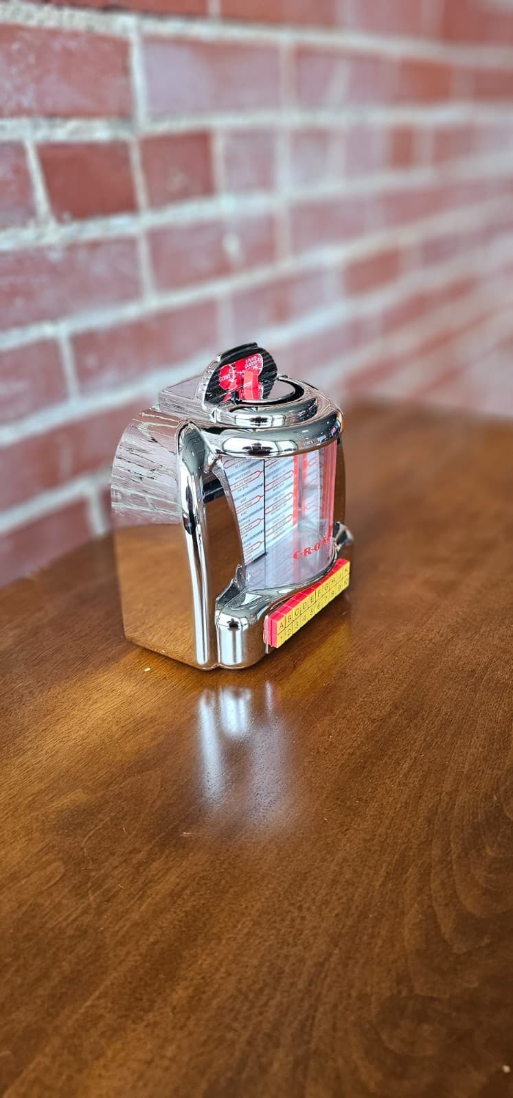 Open Box Crosley Diner Radio Jukebox Tabletop Radio 4