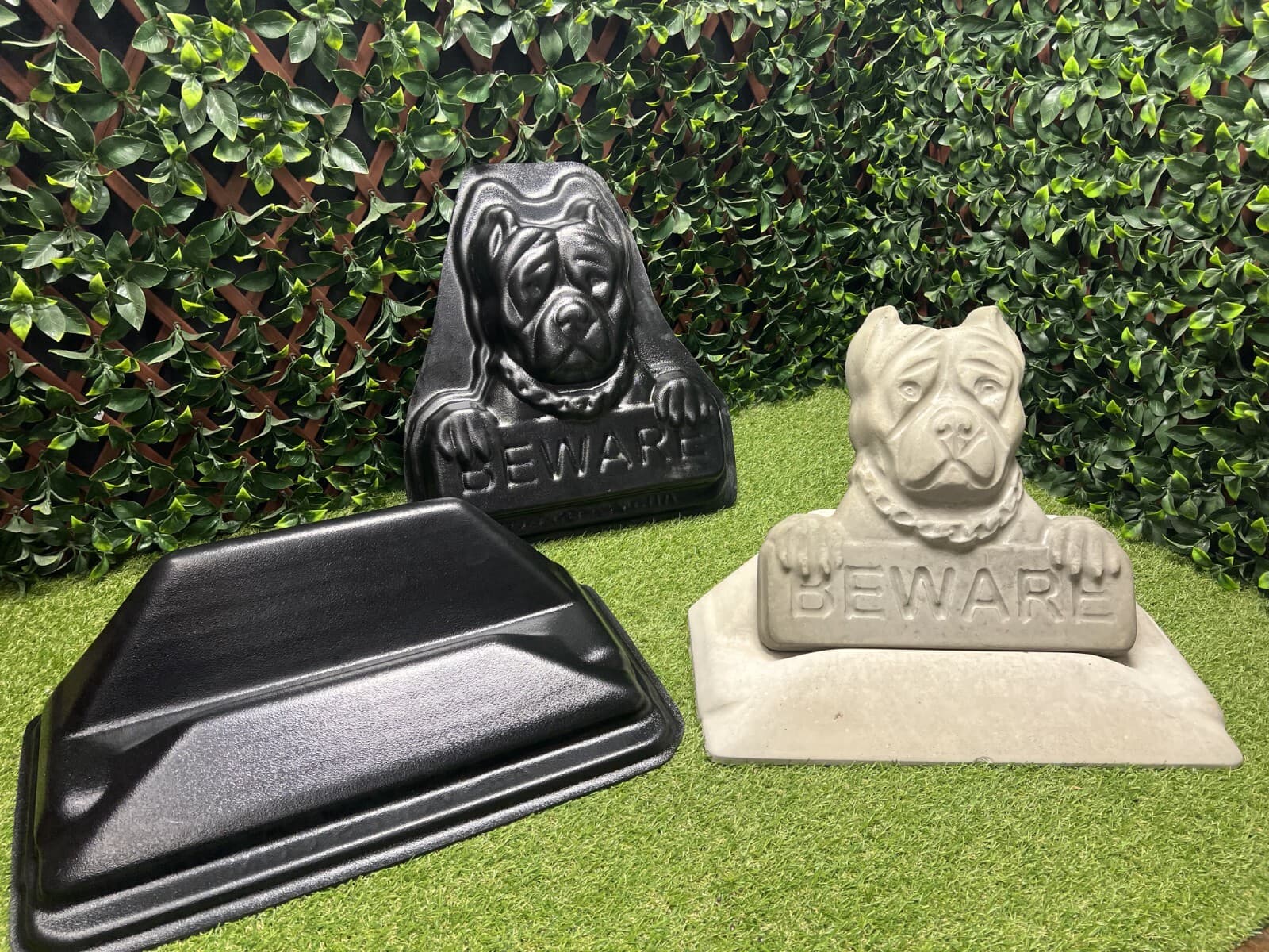 Beware Concrete mold set