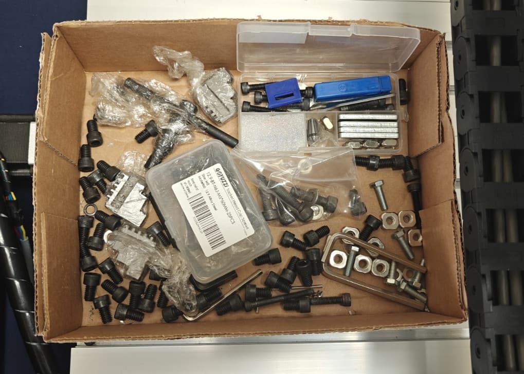 CNC 6040Z Desktop Engraving Milling Machine 4 Axis Metal Router 1500W Spindle 5