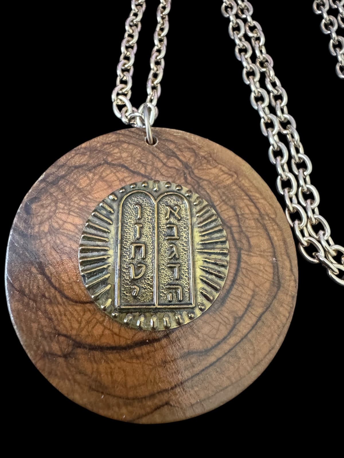 Ten Commandments Jewish Hebrew Religious Pendant Necklace Medallion On Wood J1 2