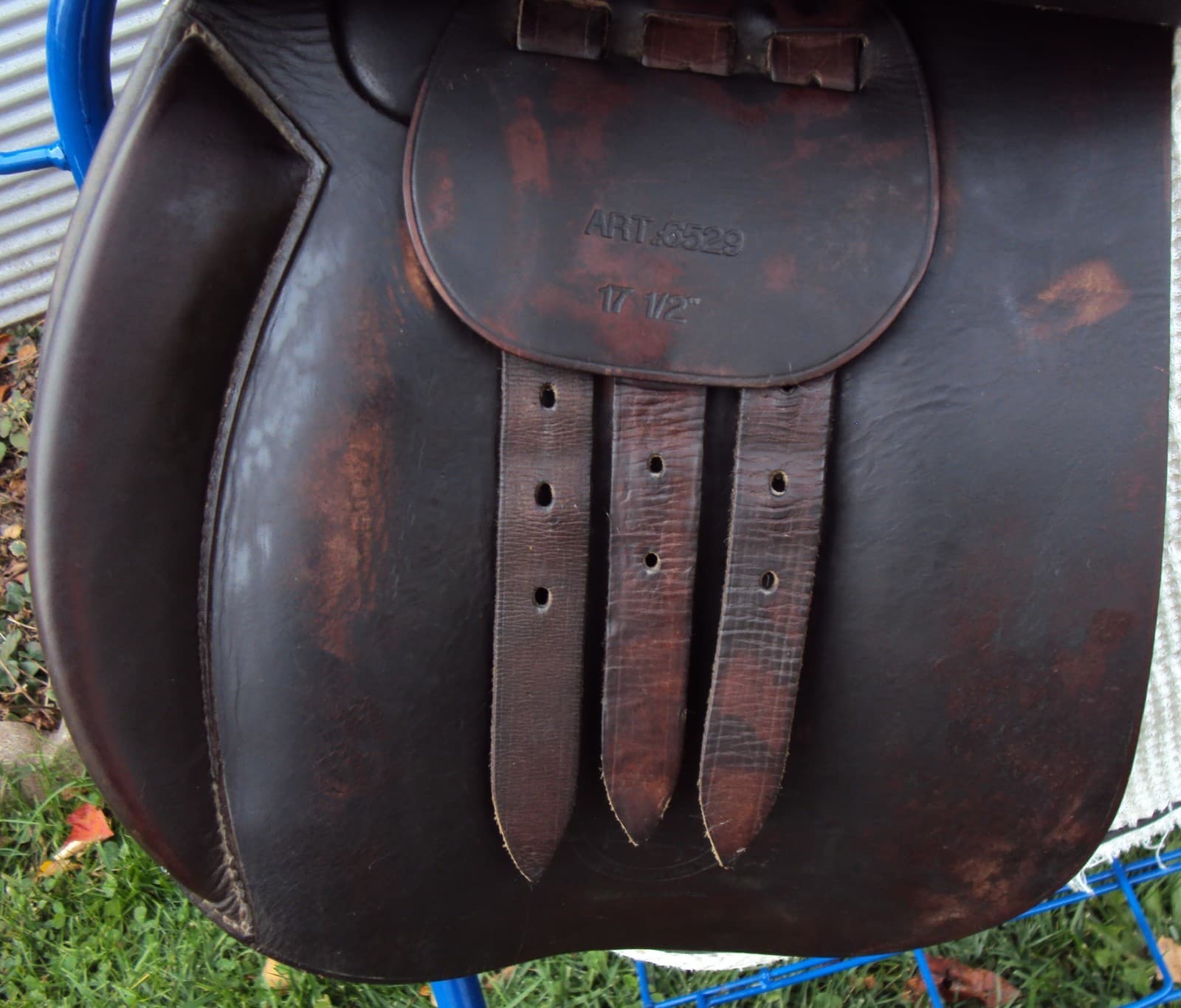 COLLEGIATE English/Jump Saddle - 17.5" Seat - GREAT!  Cross Country - FREE Items 5