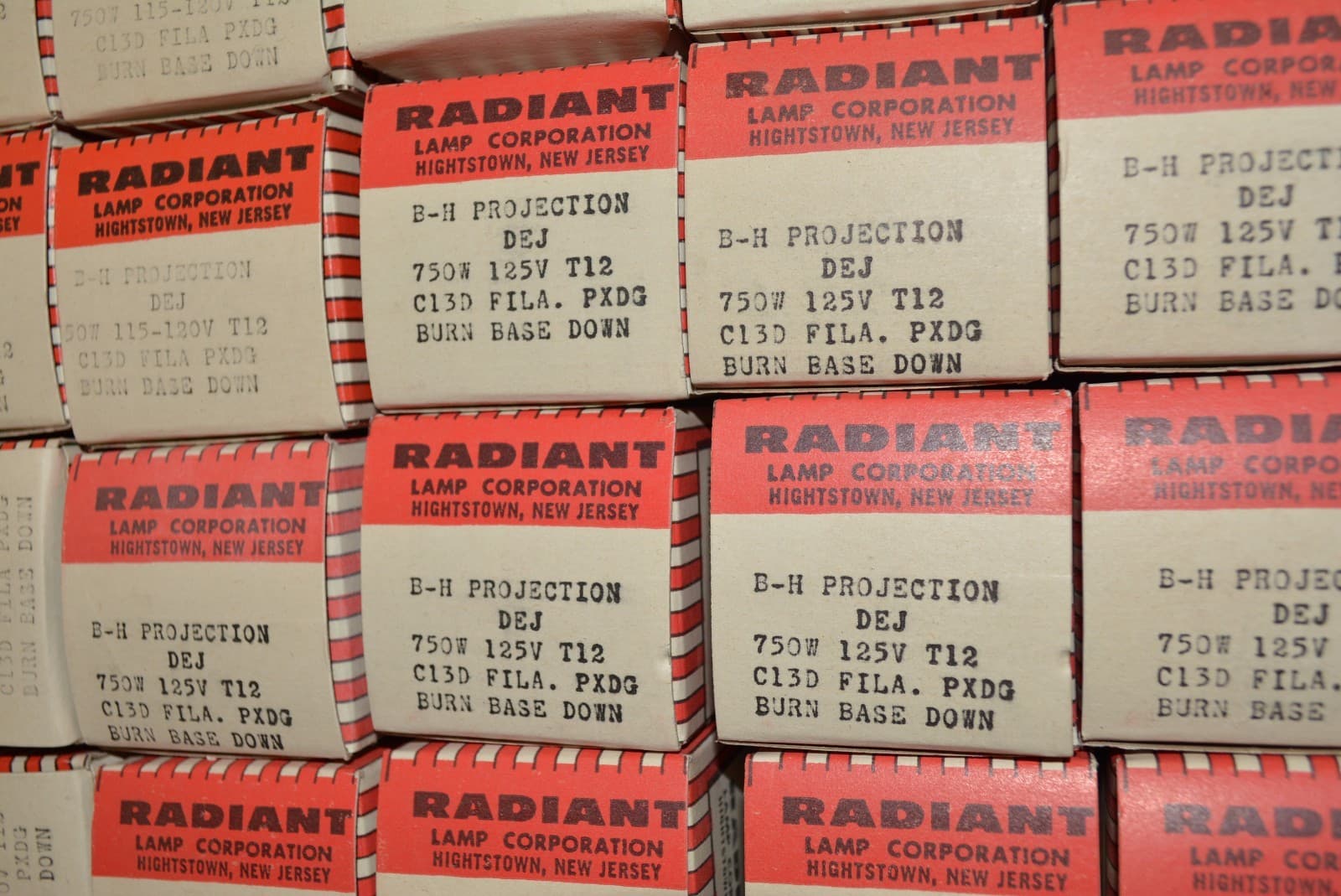 DEJ 750W 115V-125V Projection LIGHT BULB Bell & Howell 16mm LAMP NEW 269302 5