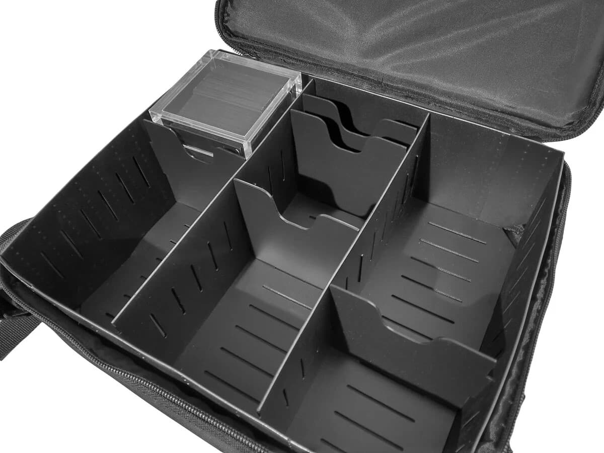 Ultra Pro Deluxe Gaming Case Portable Storage With Organizer Zipper Travel Bag 3
