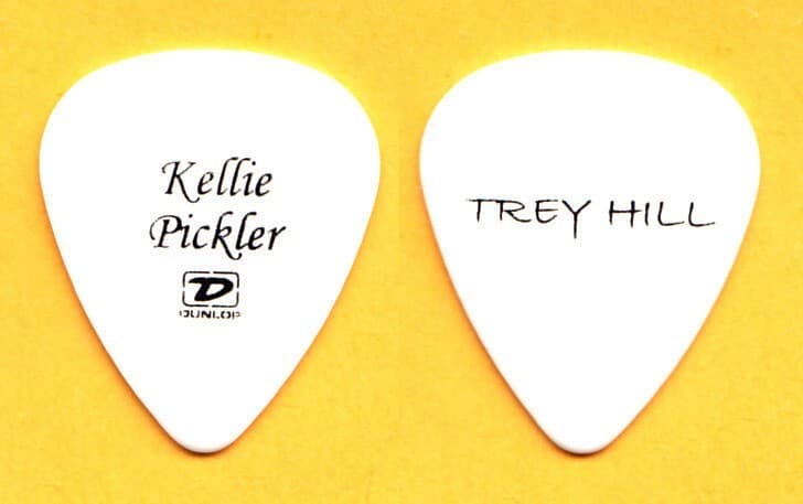 American Idol Kellie Pickler Trey Hill White Guitar Pick - 2010 Tour