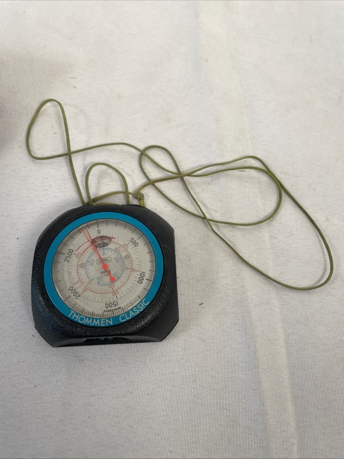 Swiss Made Vintage Altimeter Thommen 0 to 21000 ft/6400 meters With Case 6