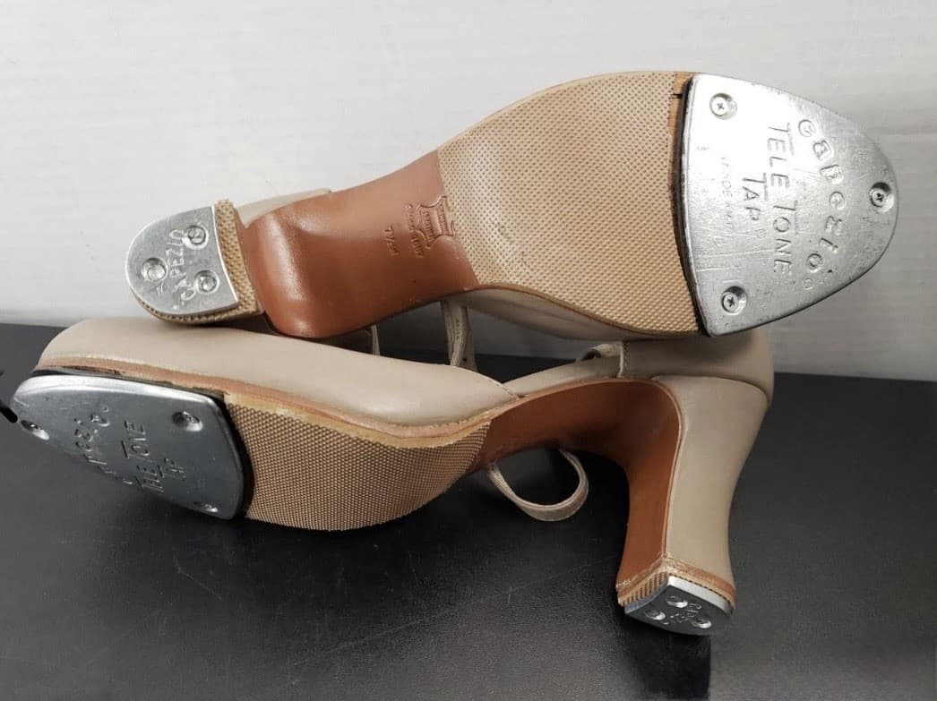 Capezio Closed Toe T Strap Character Tap Shoes 7.5W 4