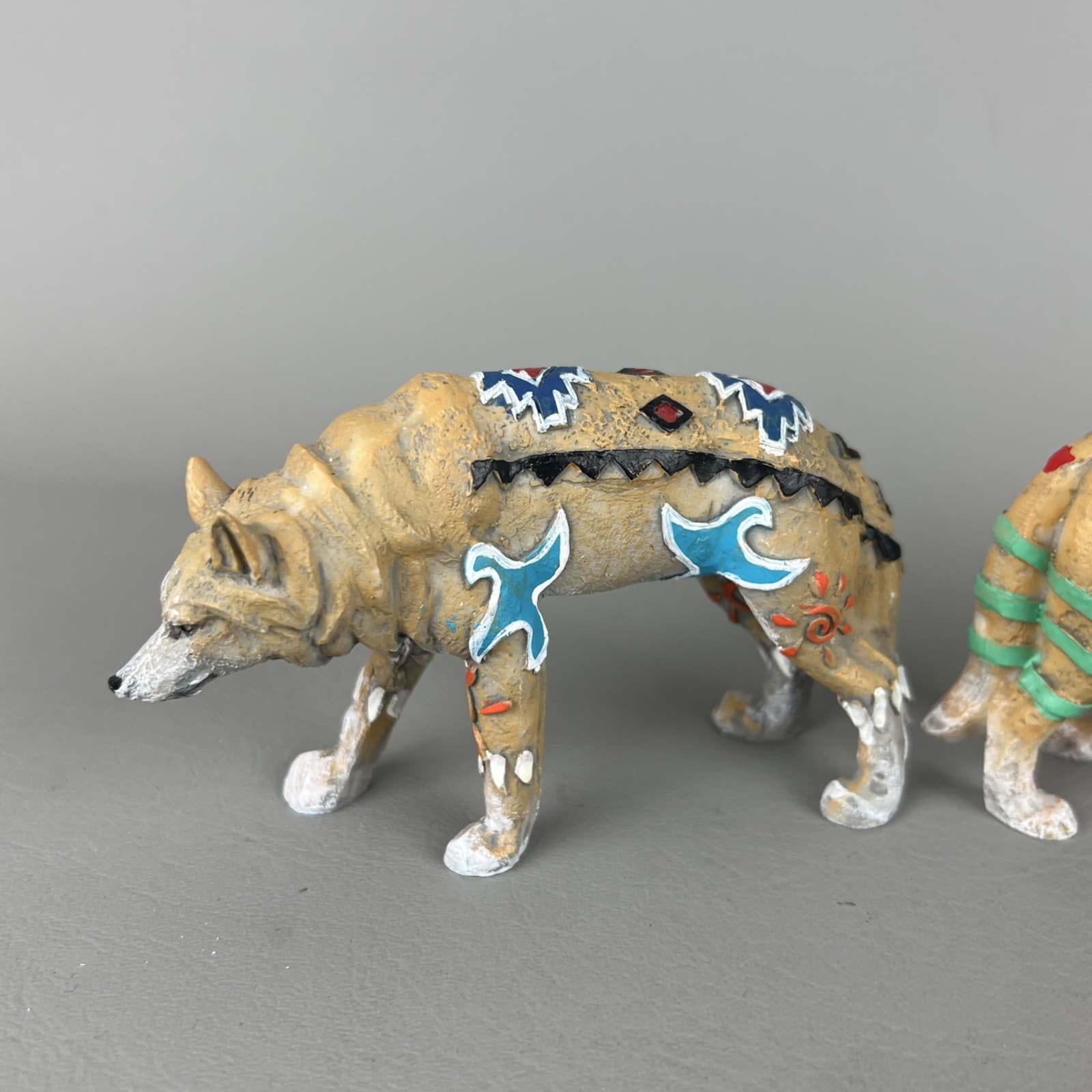 3 Westland Call of the Wolf Howling Standing Animal Figurines Northern Wolf 6" 4
