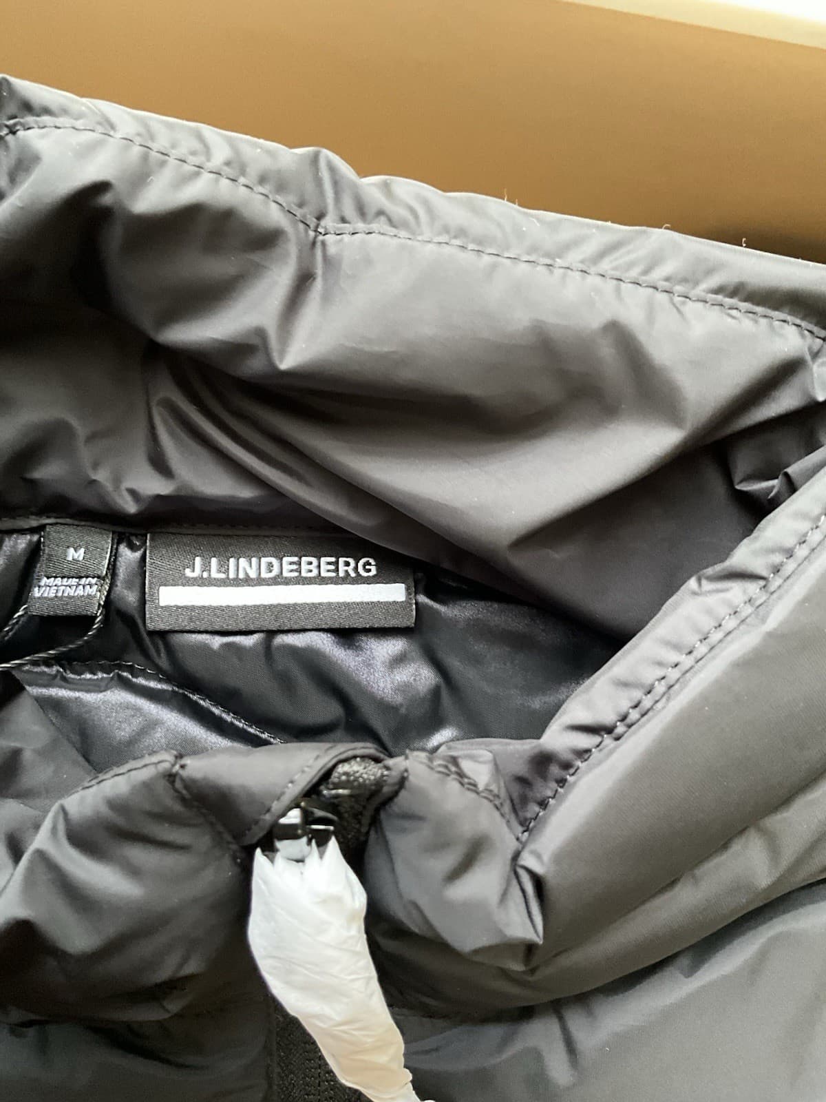 J. LINDEBERG Men’s Golf Jacket CLIFF Light Down Black Medium New NWT 4