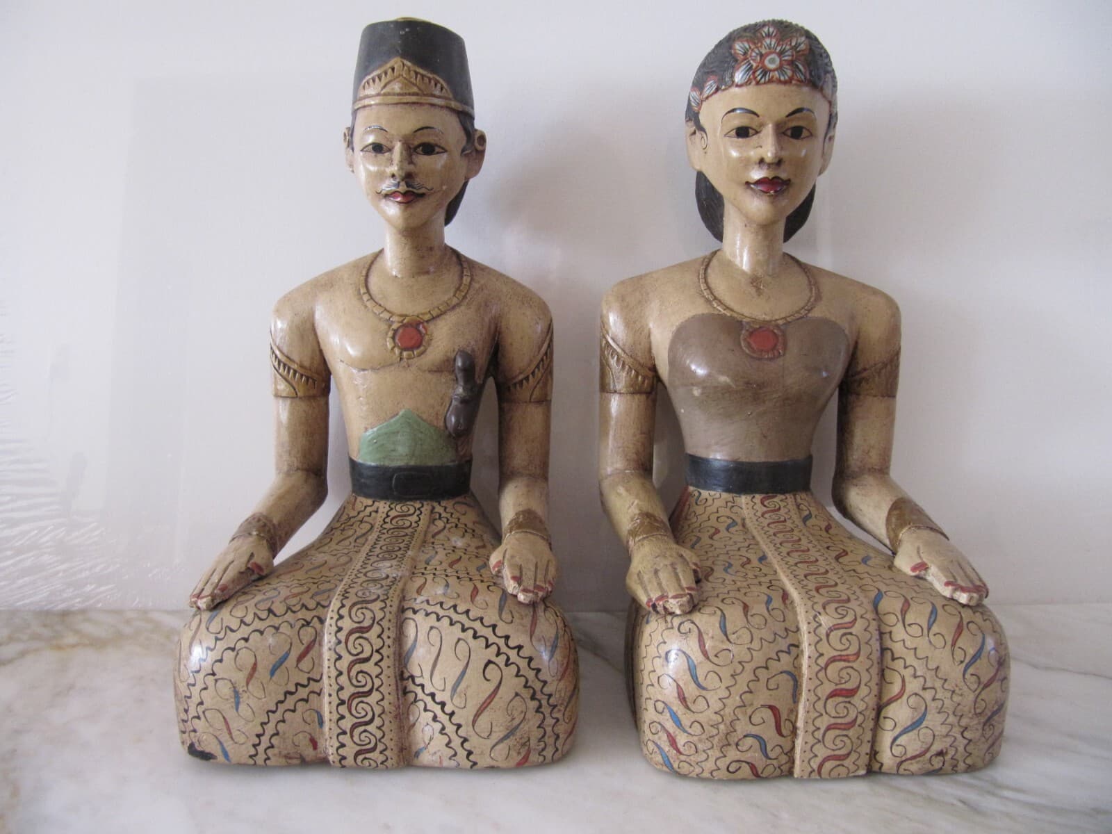 PAIR  Vintage Indonesian Loro Blonyo Wooden Wedding Sculpture Statues