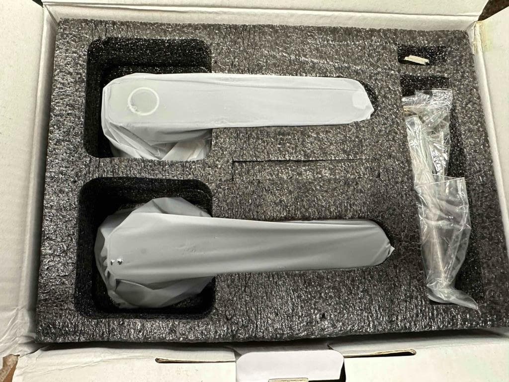 NEW SecuStone Smart Door Lock Fingerprint & Keypad C5 Keyless Entry 2