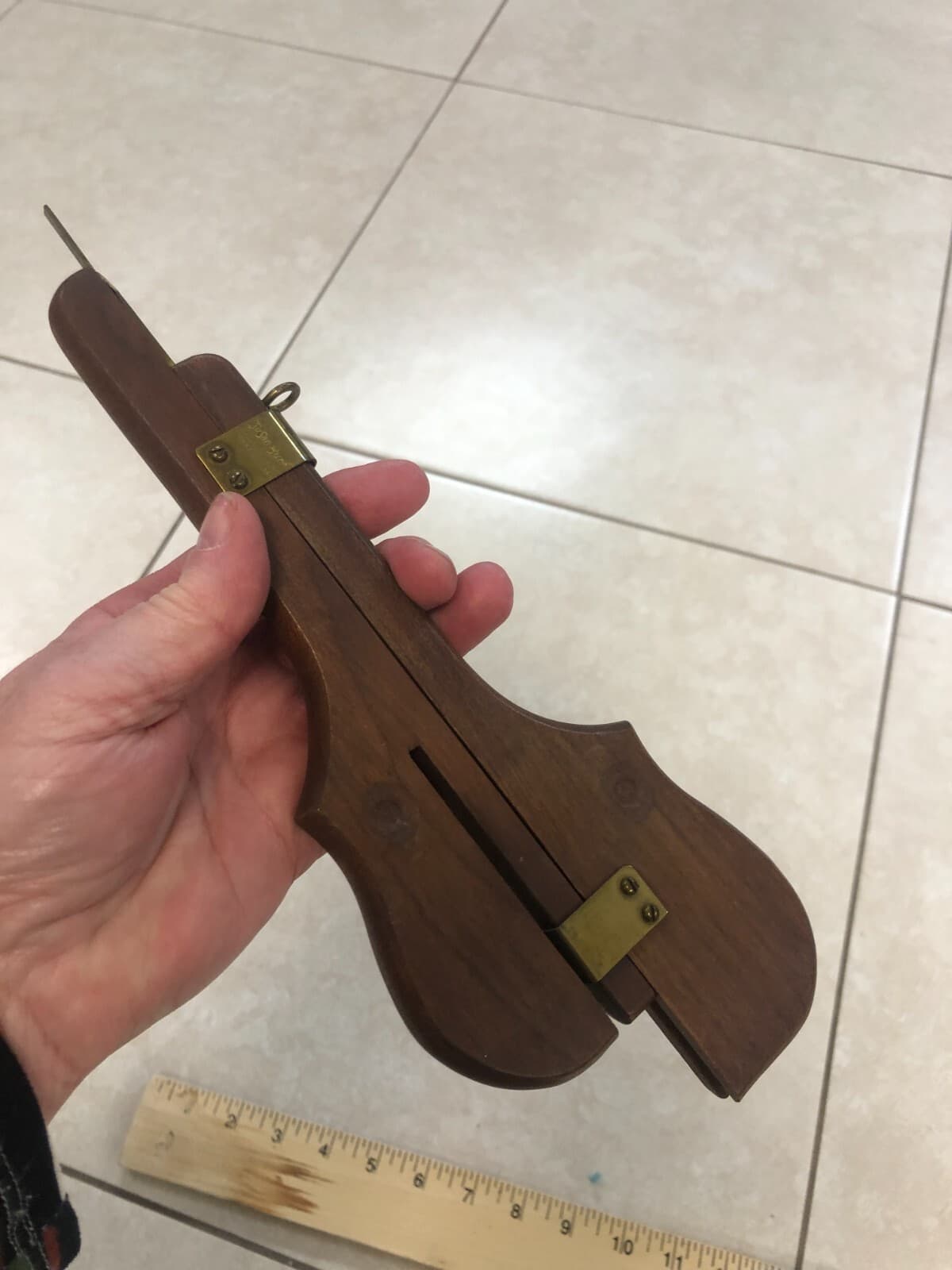 Vintage Wood Rug Hook Punch Sliding Needle Shuttle Tool, Excellent Condition 4