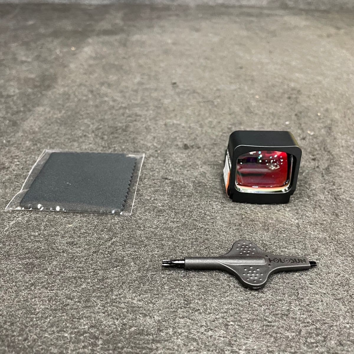 HOLOSUN Competition Handgun Reflex Red Dot Sight 1x1"x 0.87" CRS HS507COMP 2