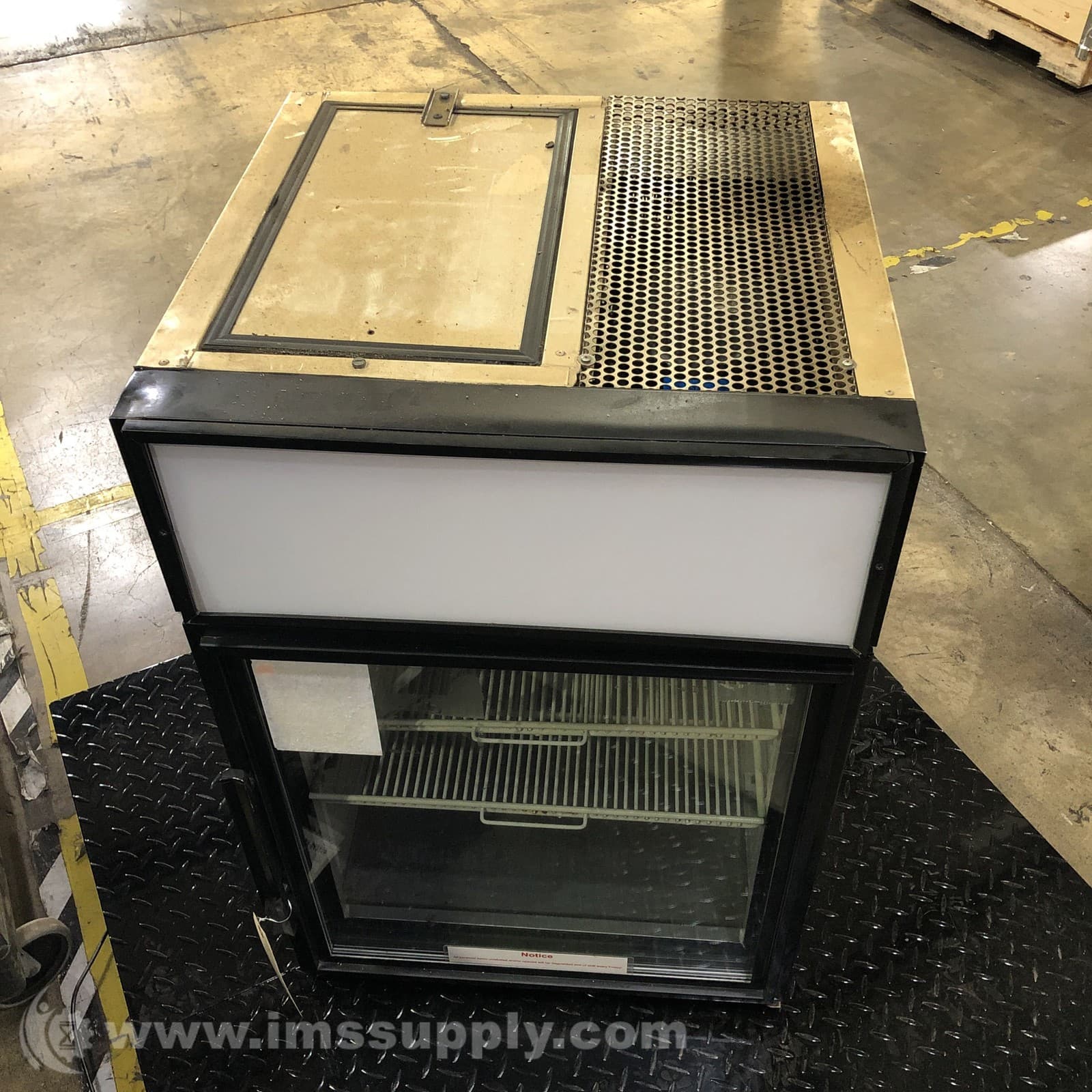 True Manufacturing Co., Inc. GDM-5 Refrigerator, Counter Top 3215