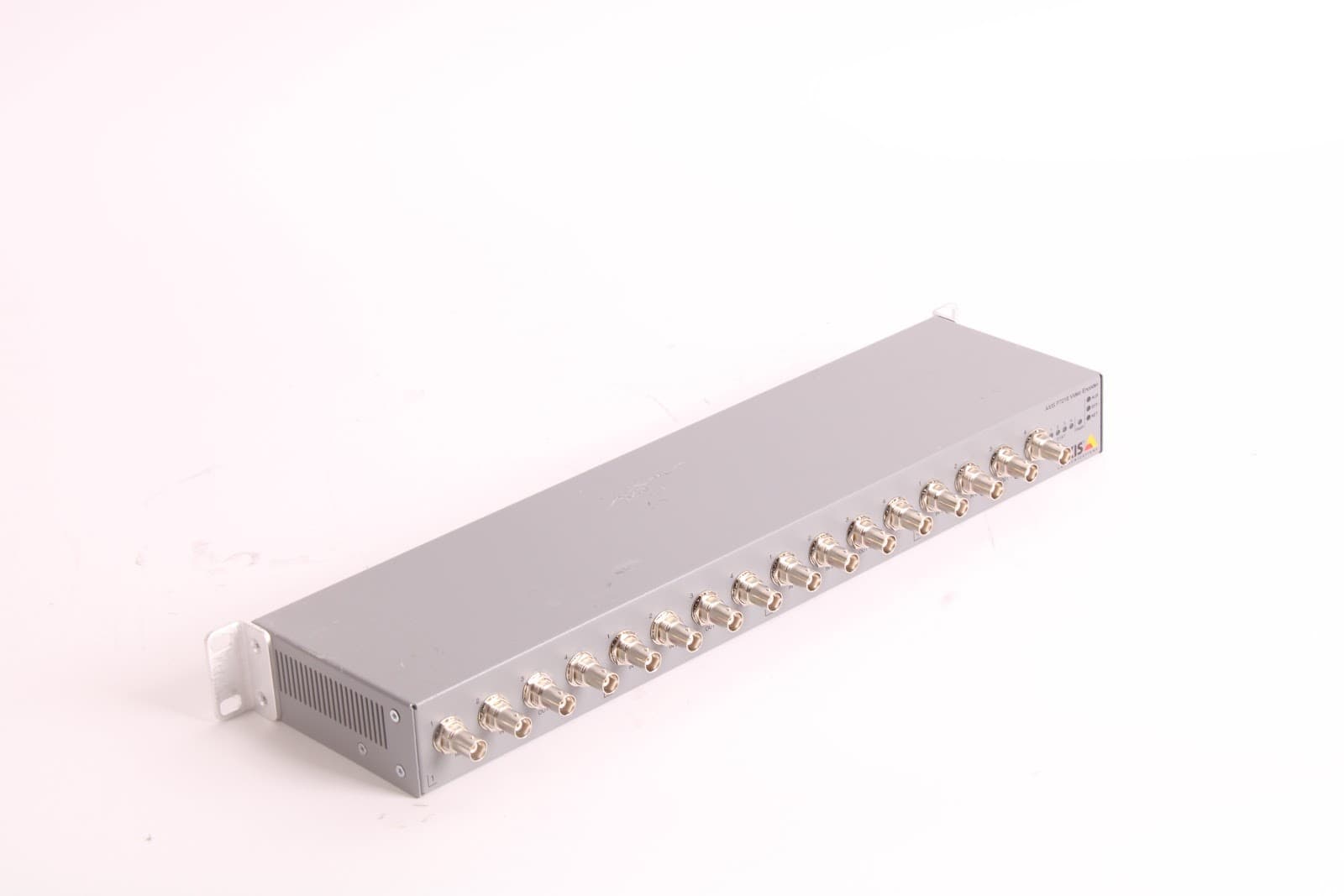 Axis P7216 16-Channel High Resolution Video Encoder 0542-001-03 - Fair Condition 2