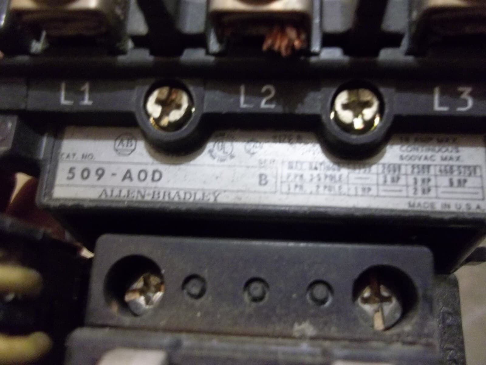 ALLEN BRADLEY 509-A0D SER B STARTER SIZE 0 115-120V 60HZ 110V 50HZ COIL (835) 5