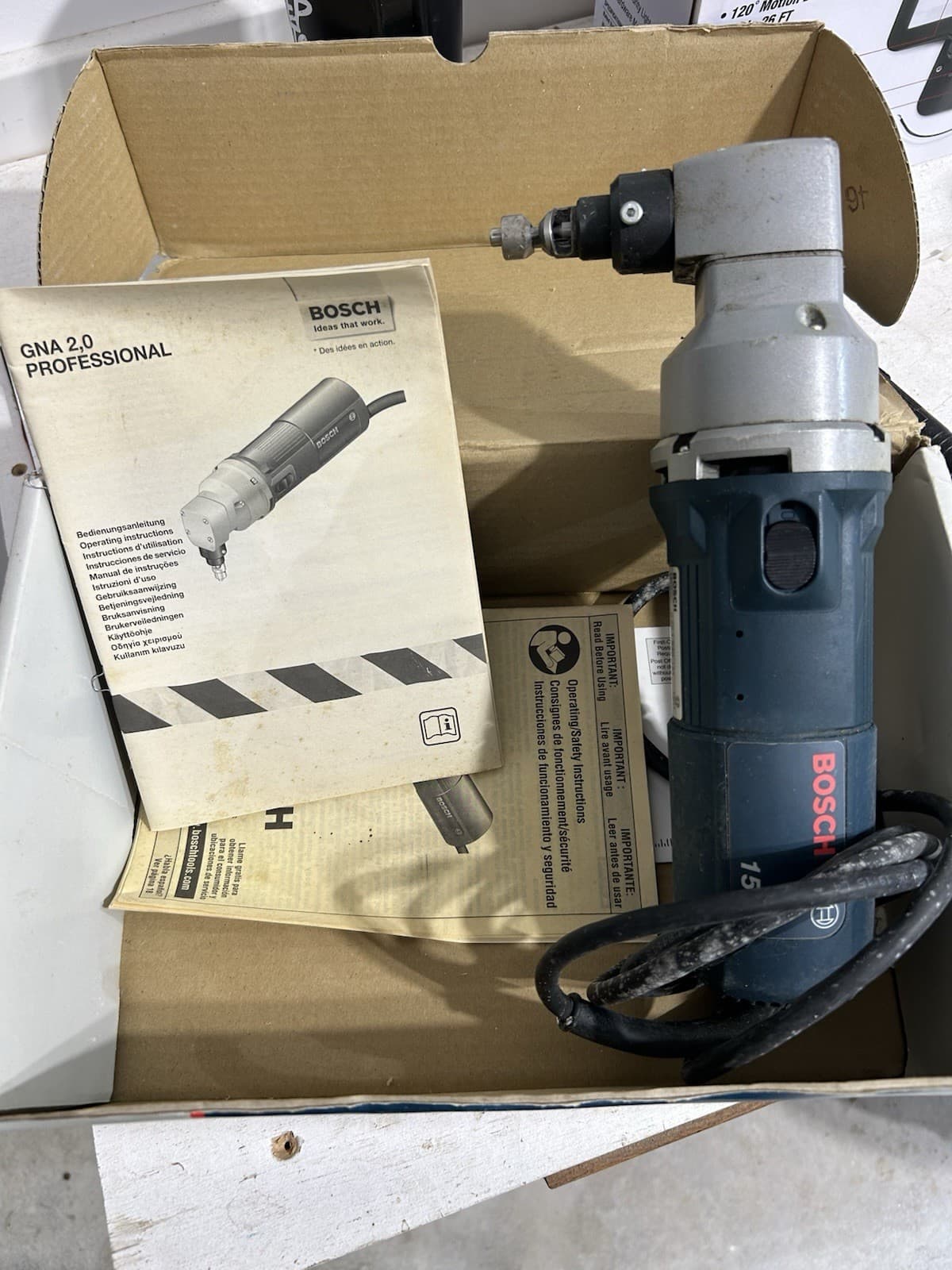 Bosch Nibbler 1530 14-16ga Corded Electric Power Tool 5