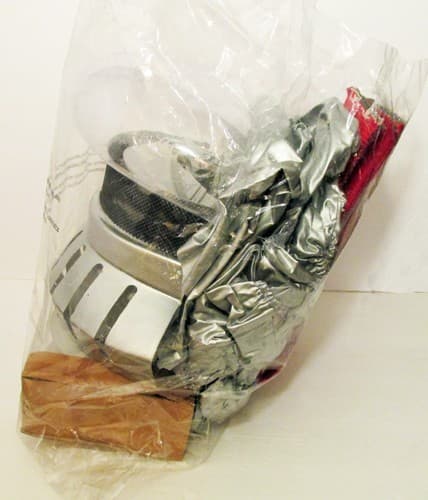 RARE 1998 LOST IN SPACE CLASSIC SERIES B-9 ROBOT ADULT HALLOWEEN COSTUME UNUSED! 6