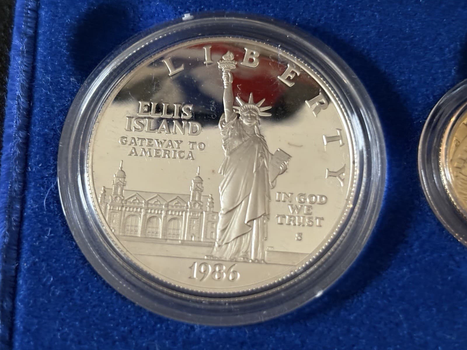 GOLD COIN United States Liberty Coins 1886 - 1986 3 Coin Proof Set w/ Case & COA 3