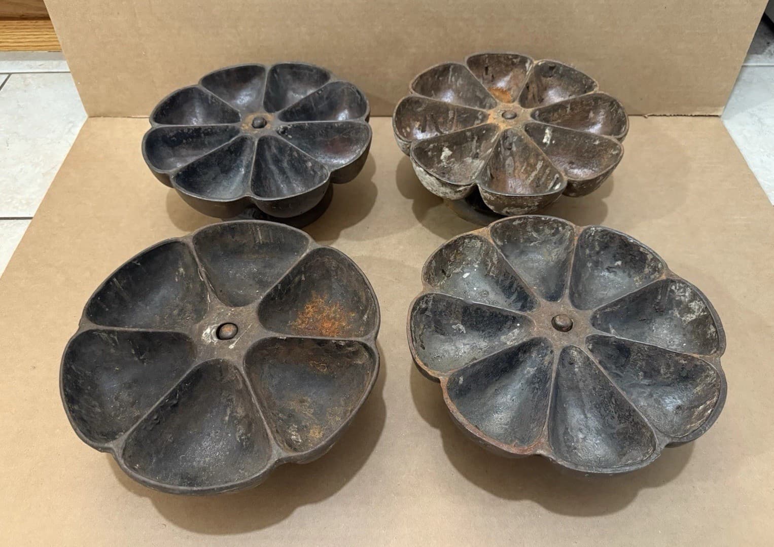 Vintage Star Nail Cup Rotating Caddy Shoe Cobbler Hardware Store Bin