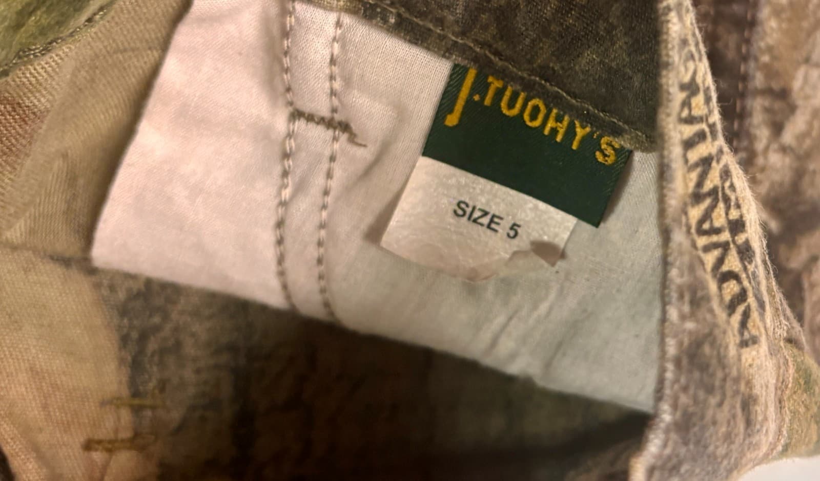 ~~J Tuohy’s Boy’s Camo Pants Elastic Waist Sz-5 2