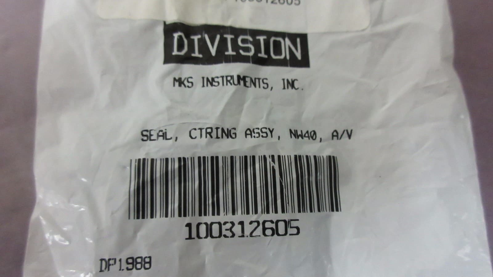 NOVELLUS 60-00039-00 SEAL CENTER RING ASSEMBLY NW40 A/V 407142 6