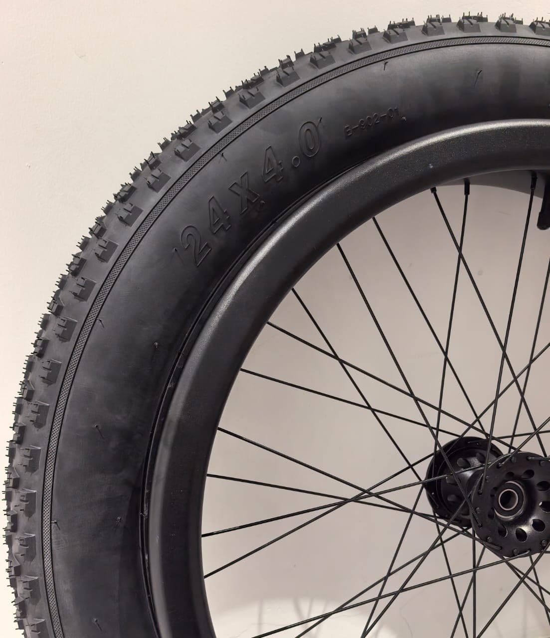 Pair of 24"x4.0 (507) Super FAT Wheelchair Wheels with Axles & Spacers (NEW) 6