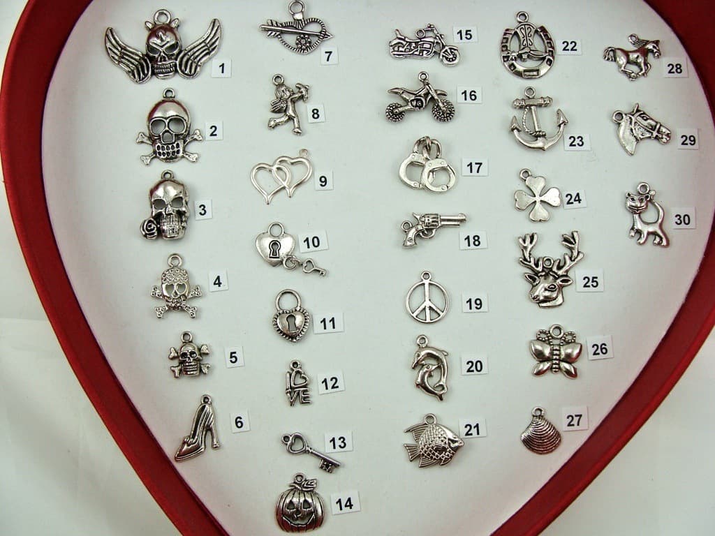 NEW  Sexy Bridal Wedding Garters Turquoise Purple Prom GetTheGoodStuff A+ Hot 2