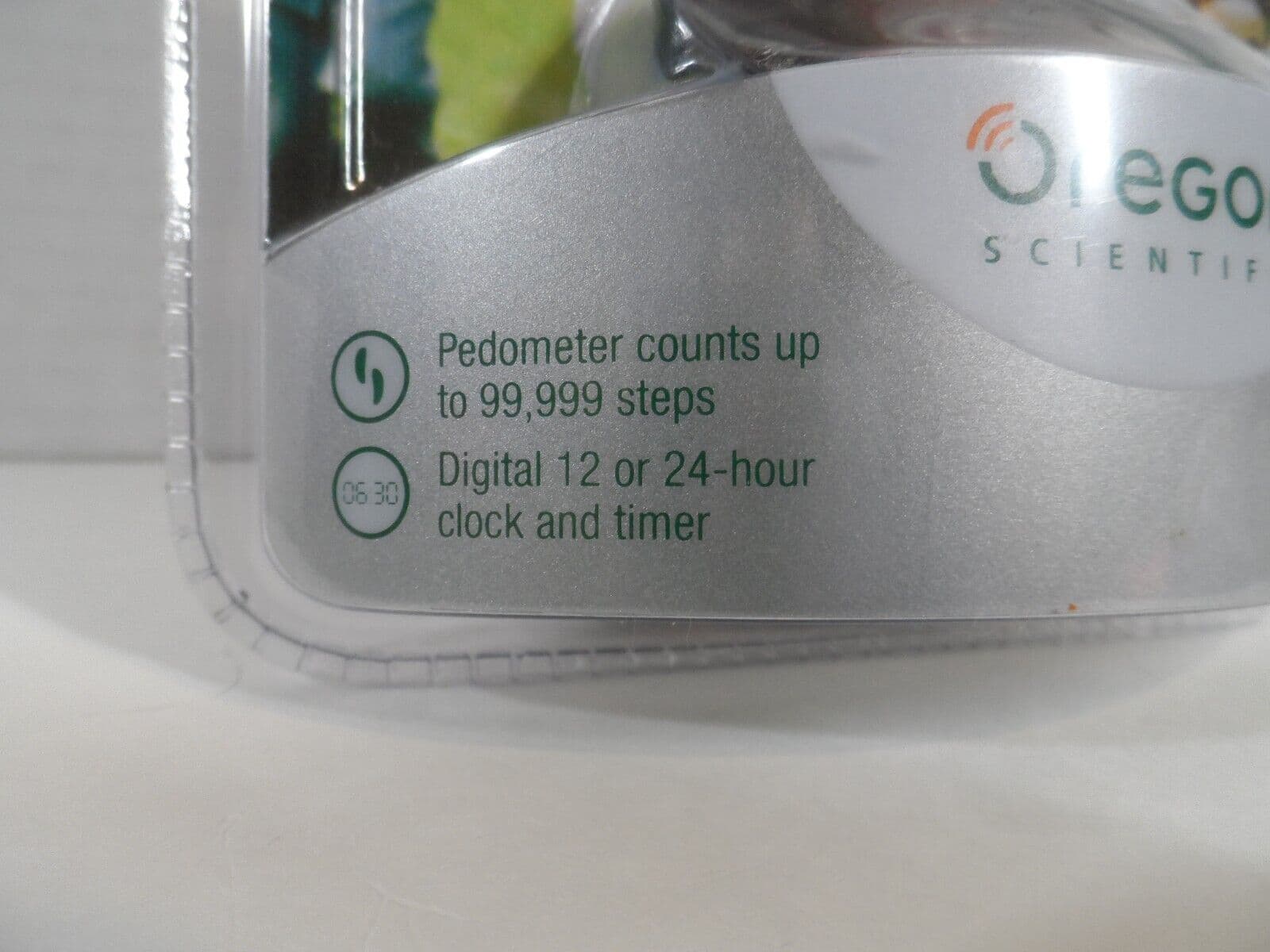 NEW SEALED - Oregon Scientific Digital Pedometer PE316PM (RED) 2