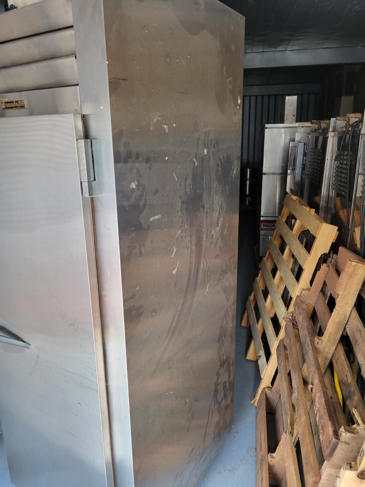 TRAULSEN MHT132WREFHS SINGLE DOOR REFRIGERATOR FREE SHIPPING 30 DAY WARRANTY 5