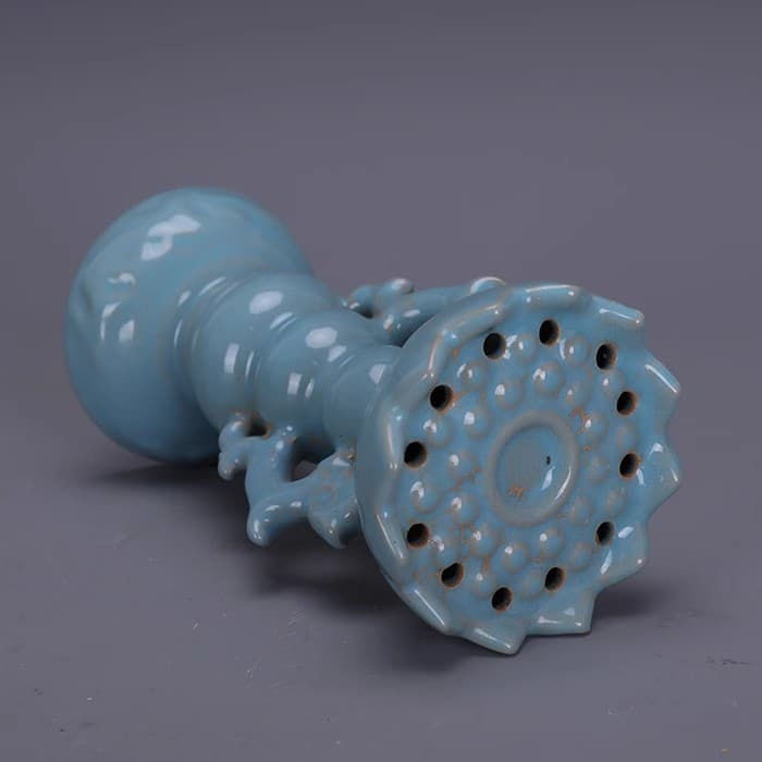 Old Porcelain Song Dynasty Ru Kiln Blue and White Branch Nails Lotus Oil Lamp 5