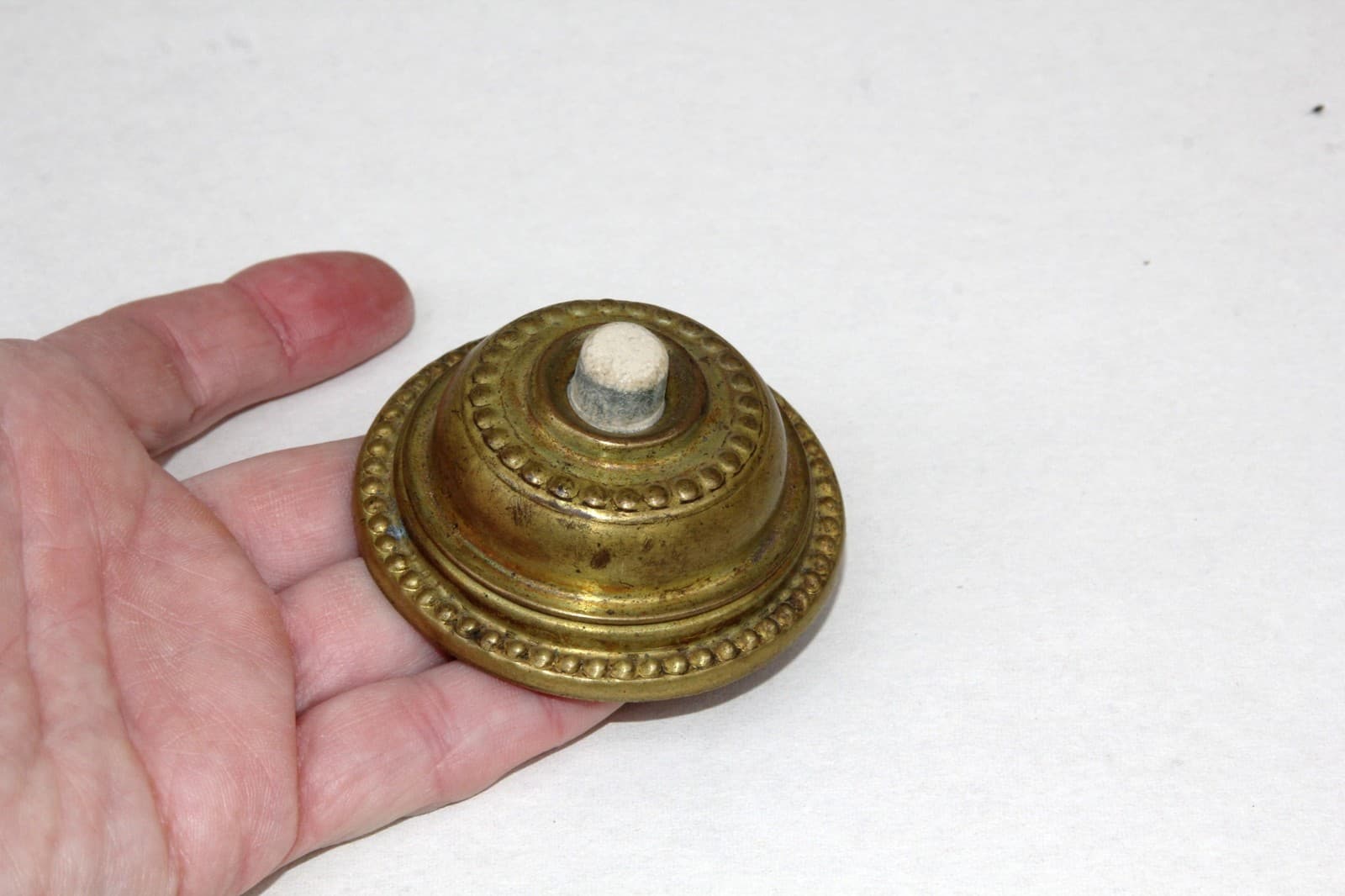 Antique Patented 1901 Round Beaded Brass Doorbell w Bakelite or Stoneware Button 2