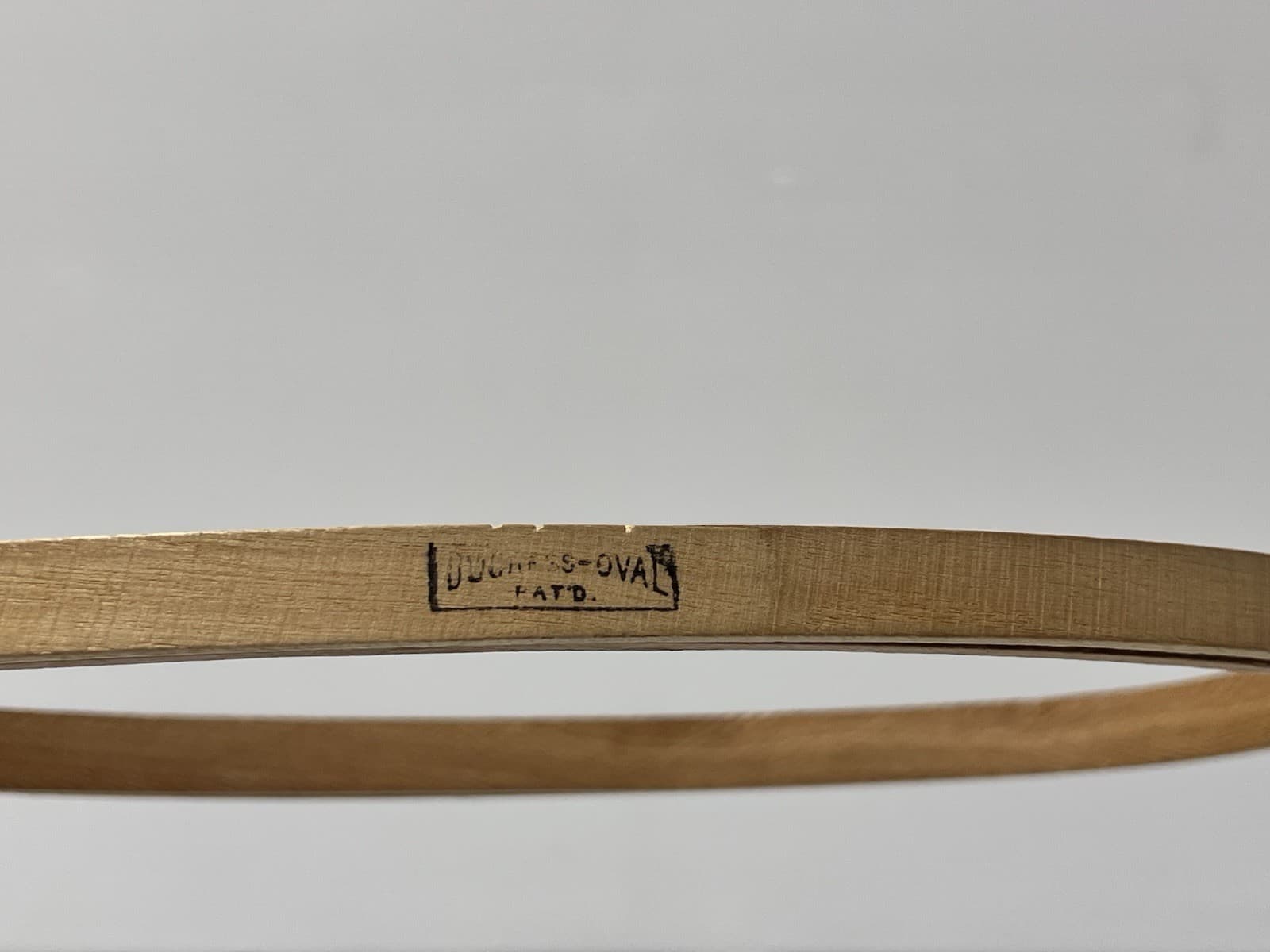 Vintage Duchess Oval Wood Embroidery Hoop 9”x5”     See Description 2