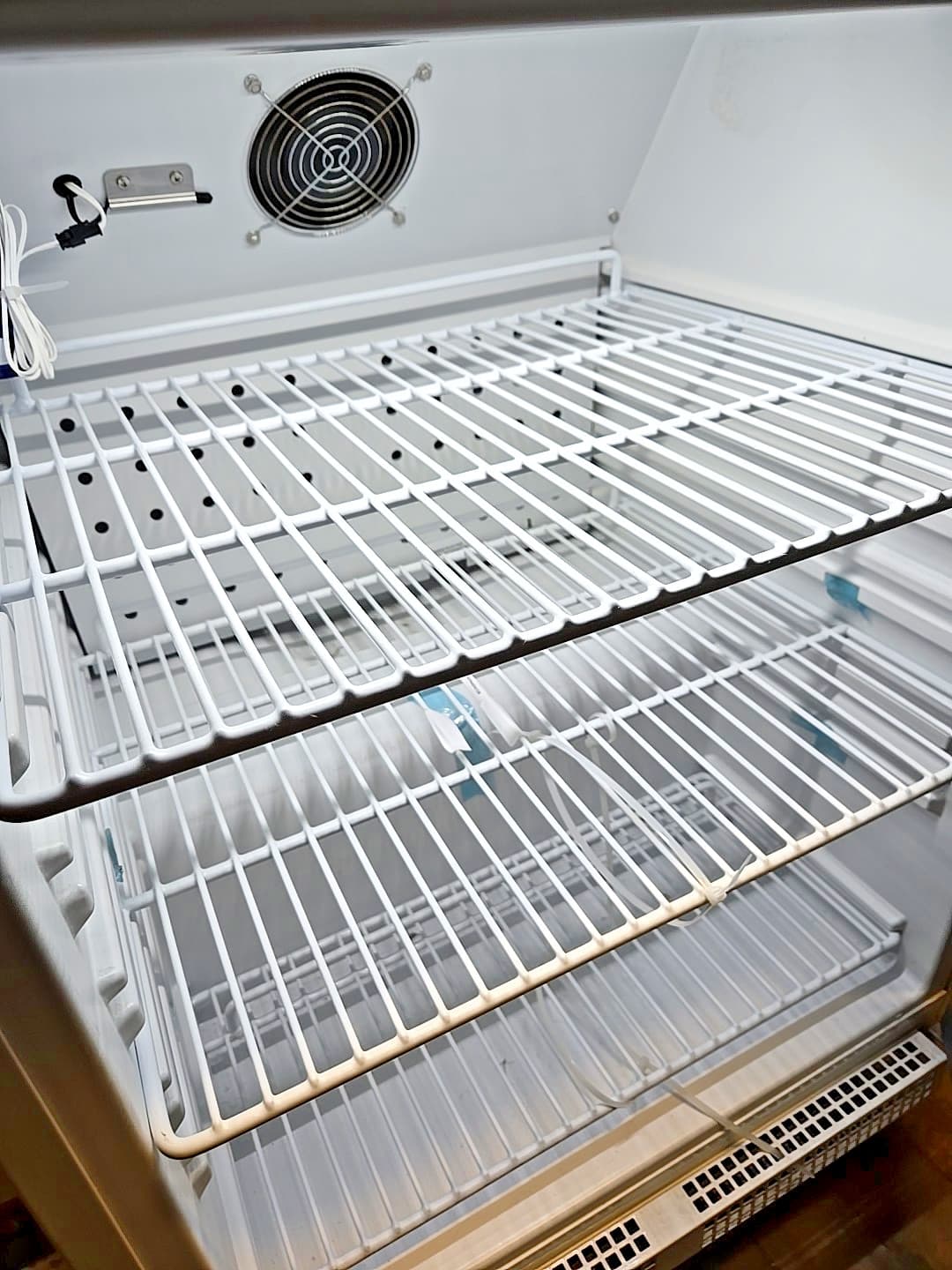 American Biotech Society UC Medical/Lab Grade Refrigerator Glass Door 4.2 Cu.Ft. 4