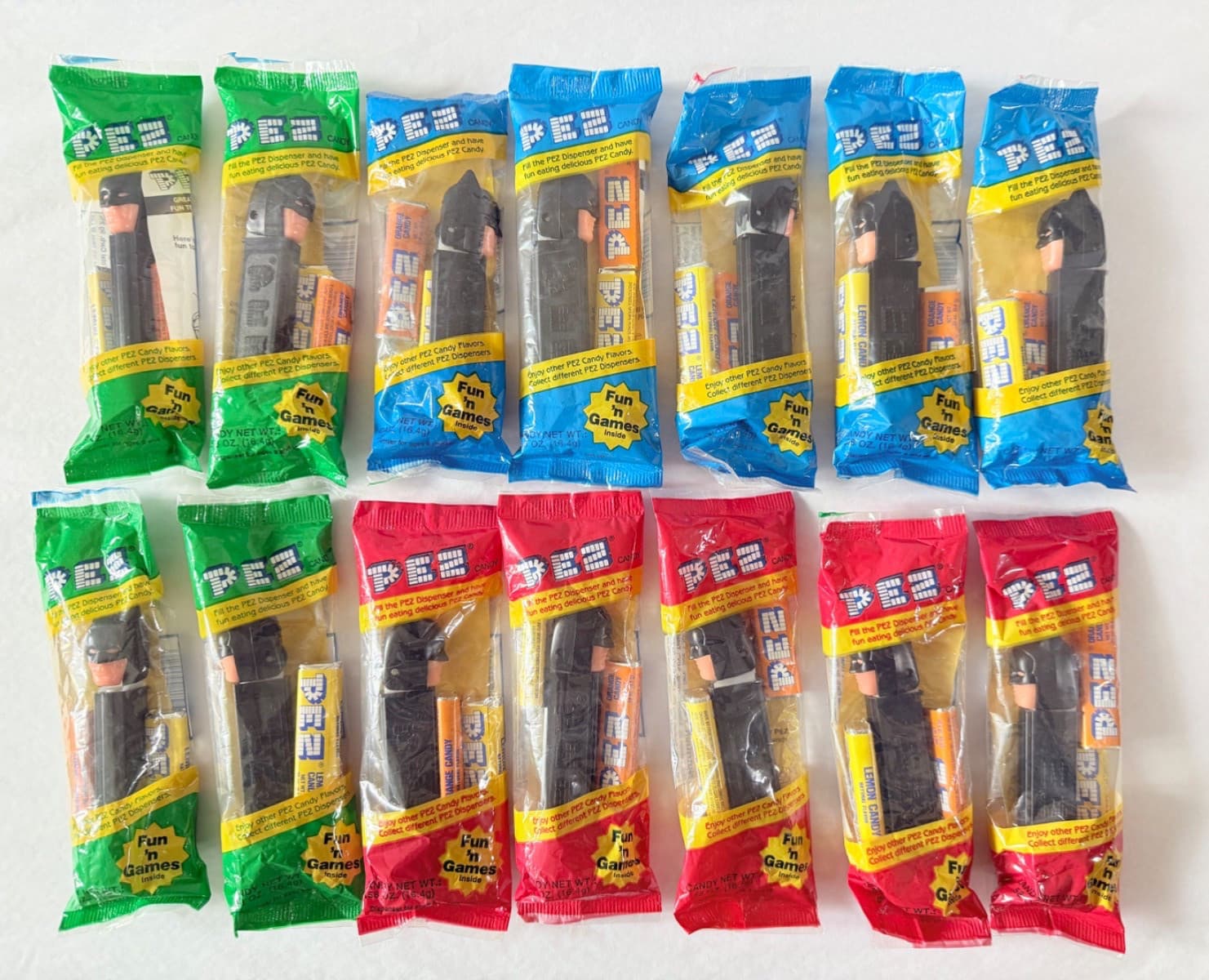 14 VTG 1985 PEZ DC Comics Batman Black Mask Hood Stem Slovenia 4.9 New Sealed 2