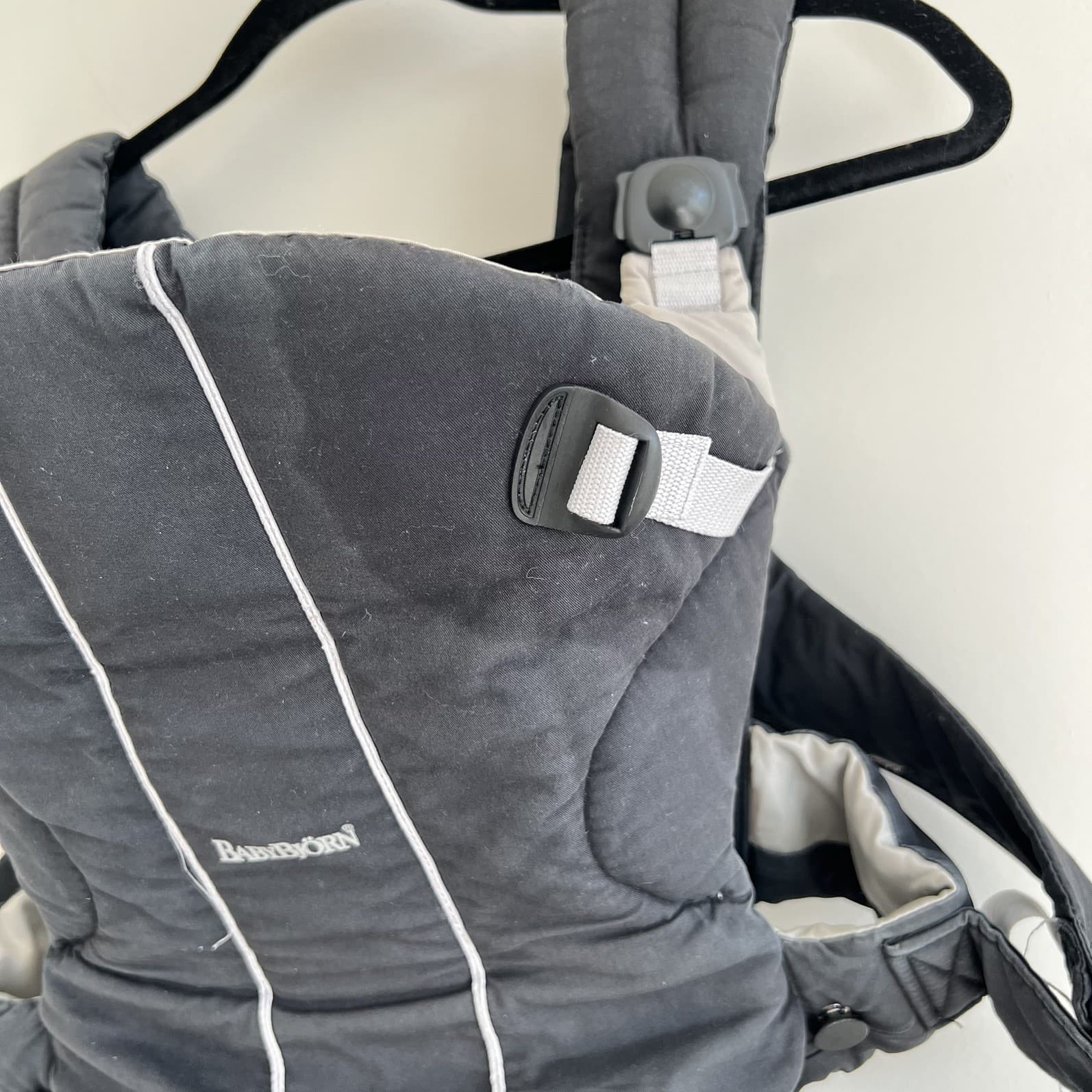 Baby Bjorn Harmony Adjustable Baby Carrier Organic Cotton Black Purple 3