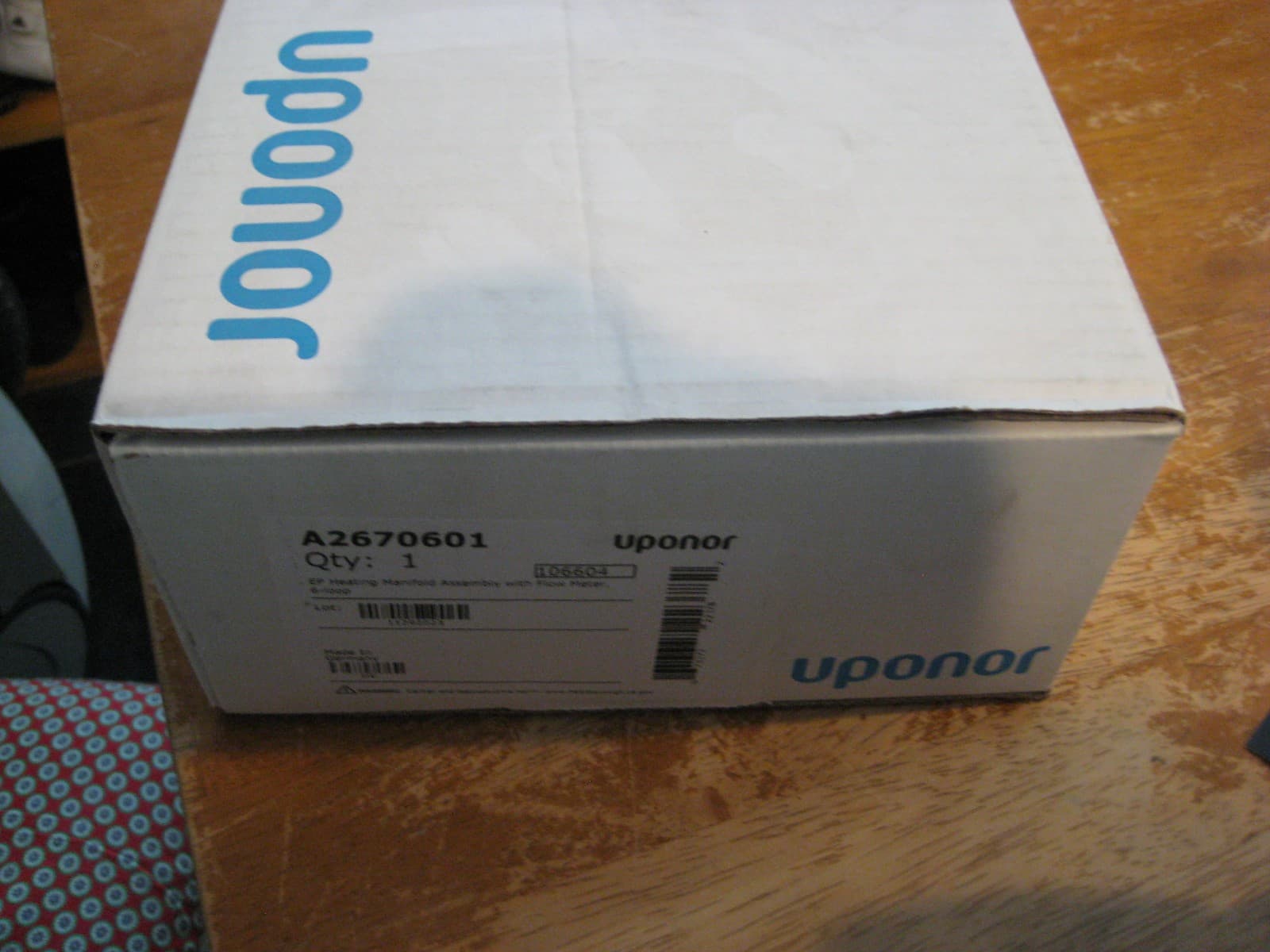 New EP Heating Manifold Assembly w/ Flow Meter 6-Loop Uponor A2670601