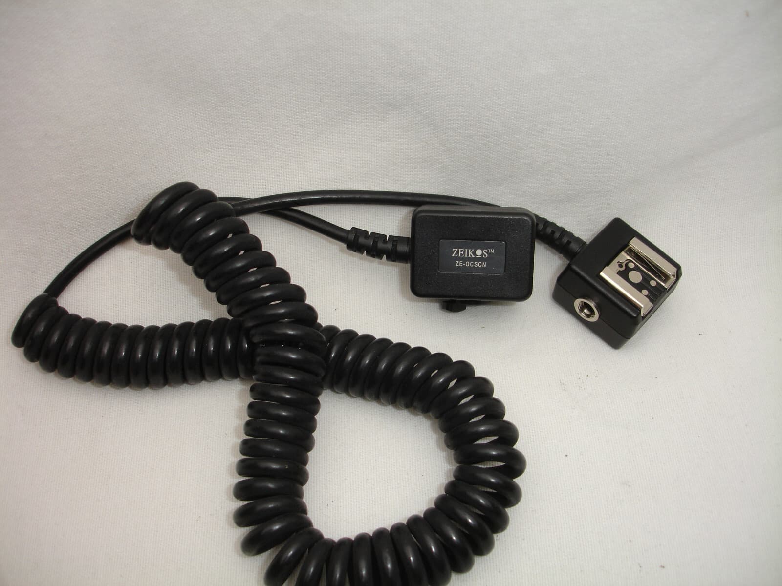 ZEIKOS Flash Cord for Canon EOS cameras ze-ocscn