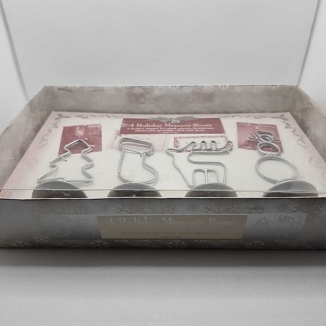 Set Of 4 Holiday Memory Placecard Holders Christmas Tree Stocking Santa Reindeer 4