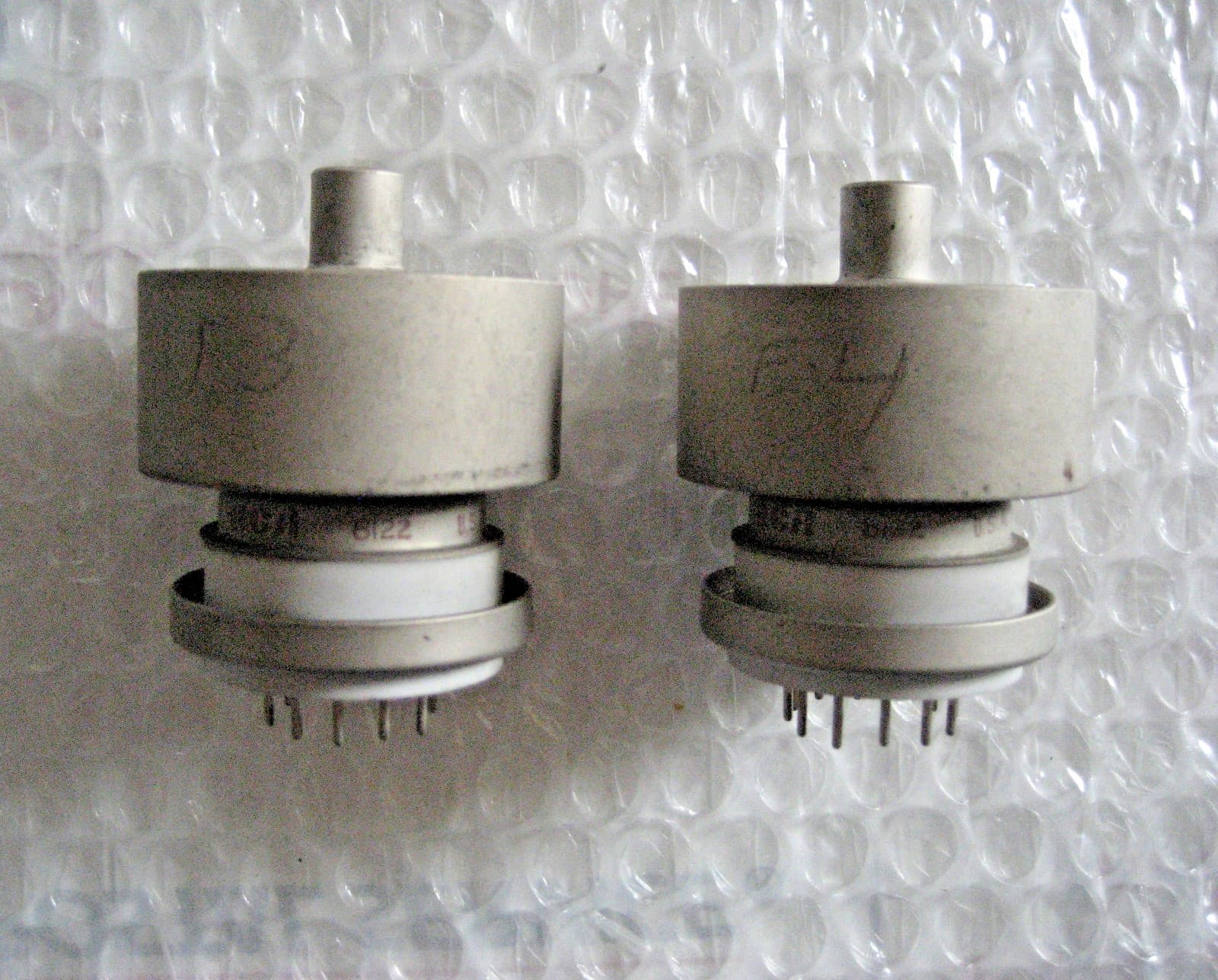 2 x RCA 8122 Transmitting Tetrode Tubes