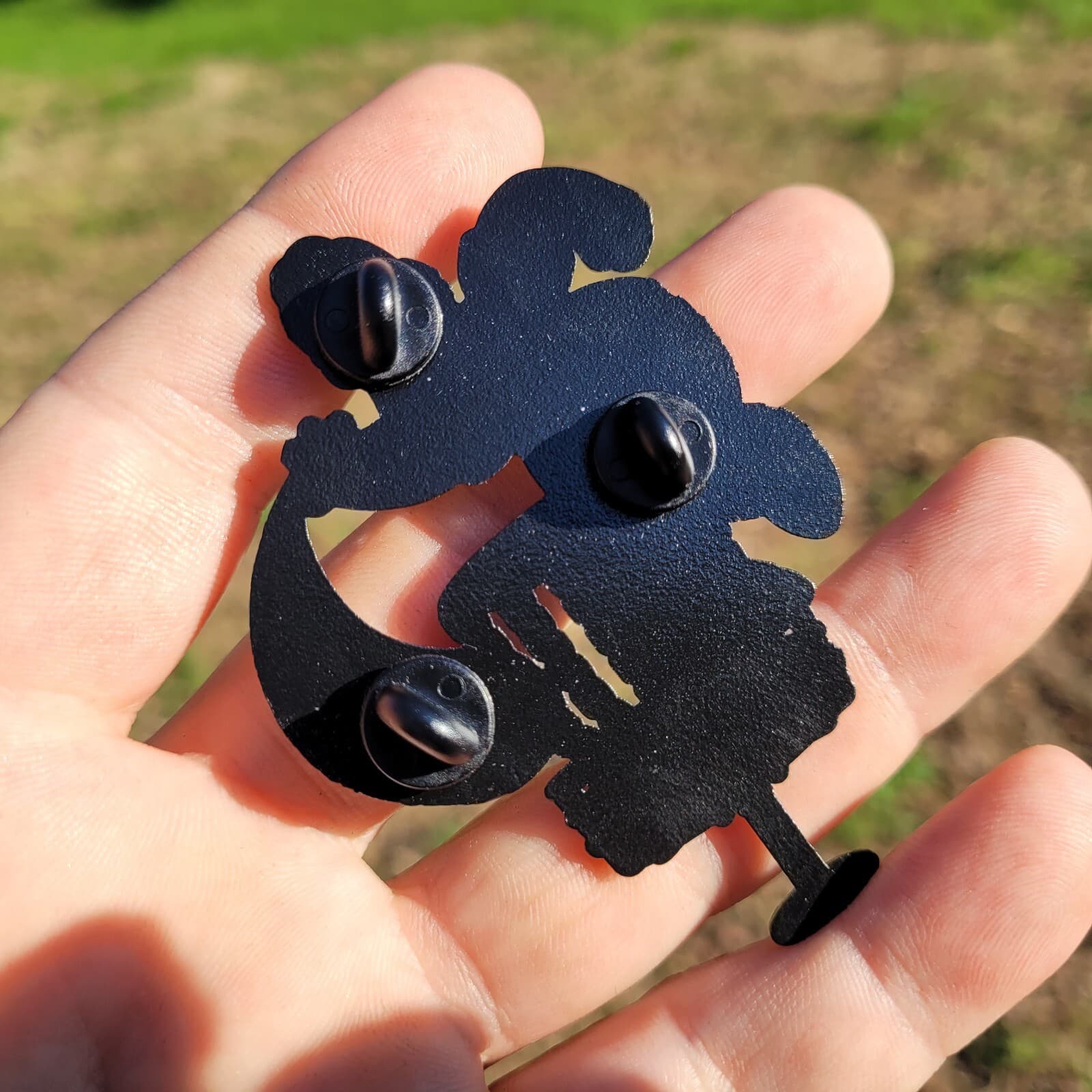 Top Quality Disc Golf Enamel Pin - Strong, detailed swag for your bag 3