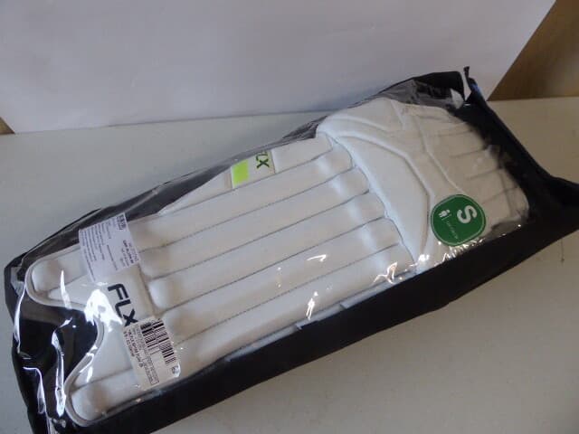 FJX BP100 Cricket Leg Guards Adult Men's Small White Padded Protectors 52 cm NWT 2