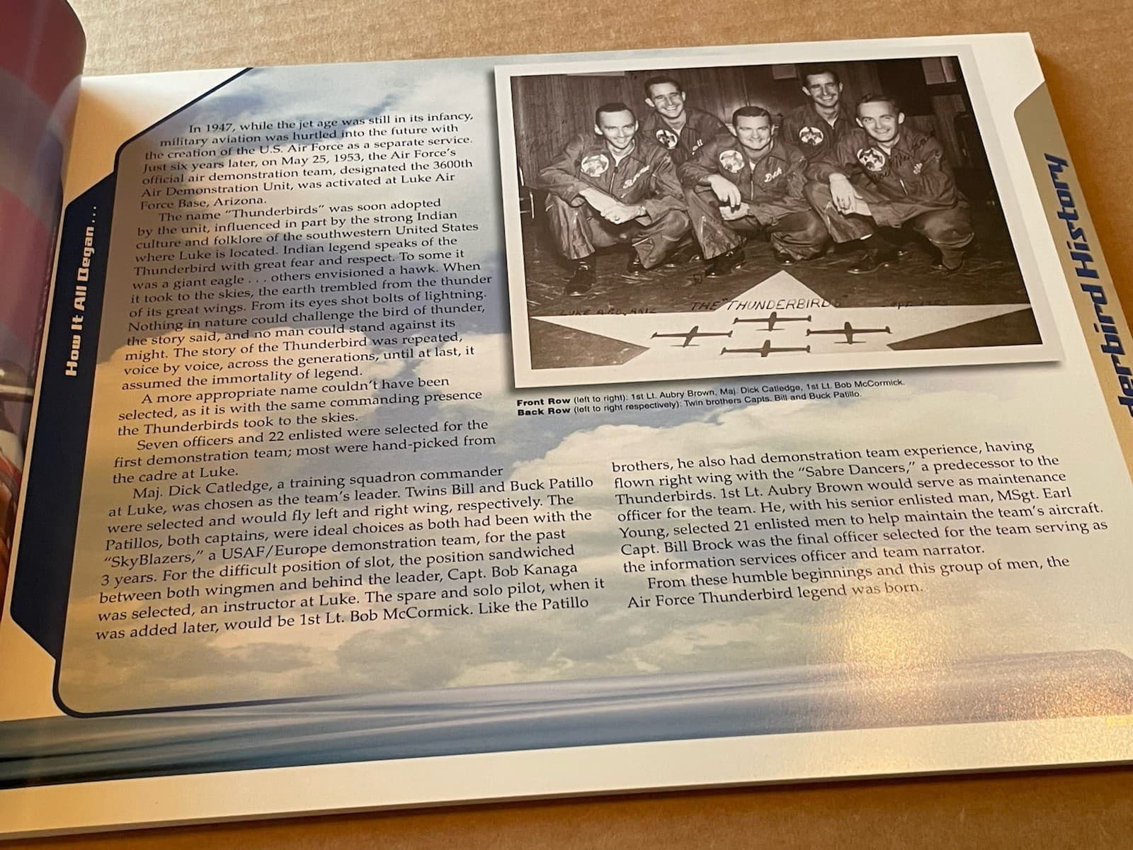 2002 USAF Thunderbirds Air Demonstration Team VIP Team Book Nellis AFB F-16 Jet 3