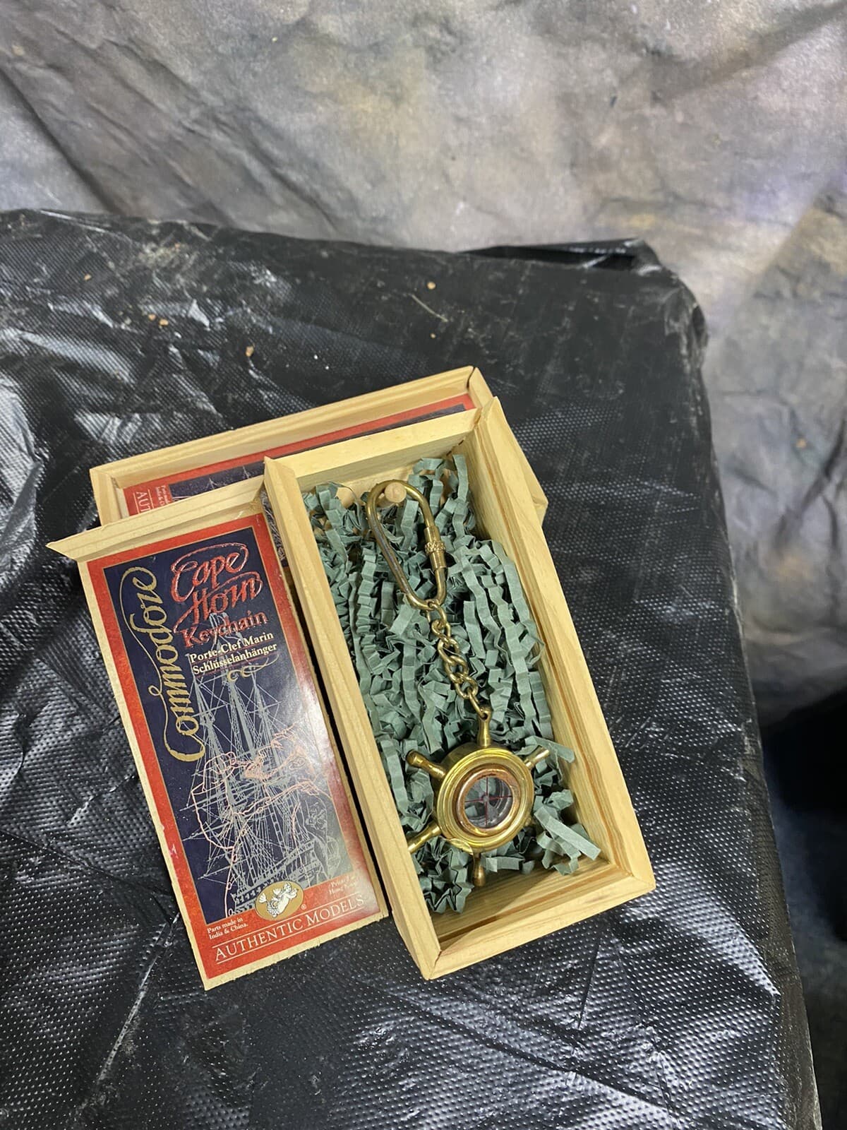 Authentic Models Commodore Cape Horn Compass Keychain