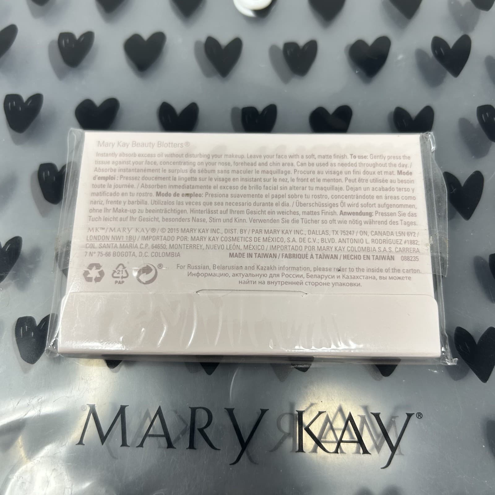 Mary Kay BEAUTY BLOTTERS Oil Absorbing Tissues 75 Count SEALED FAST SHIP 2