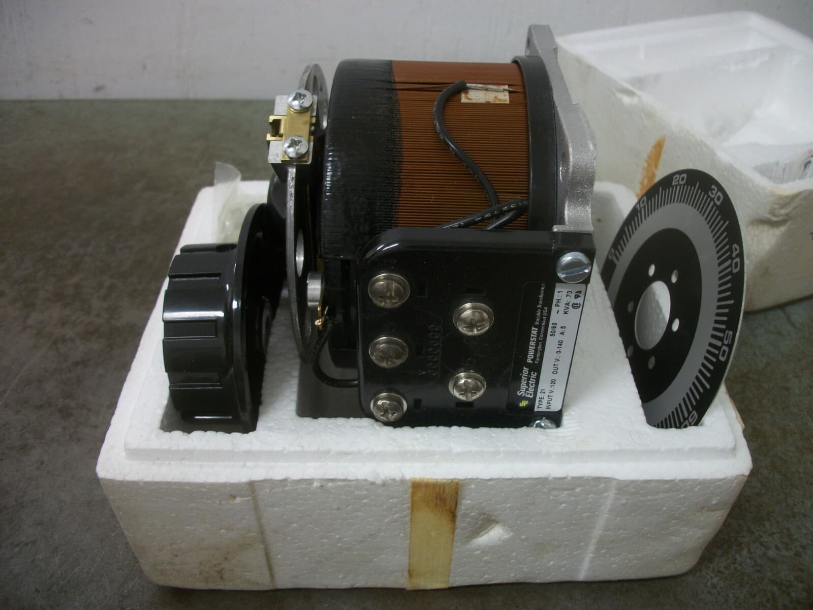 SUPERIOR ELECTRIC POWERSTAT TYPE 21 .70KVA VARIABLE AUTOTRANSFORMER NEW